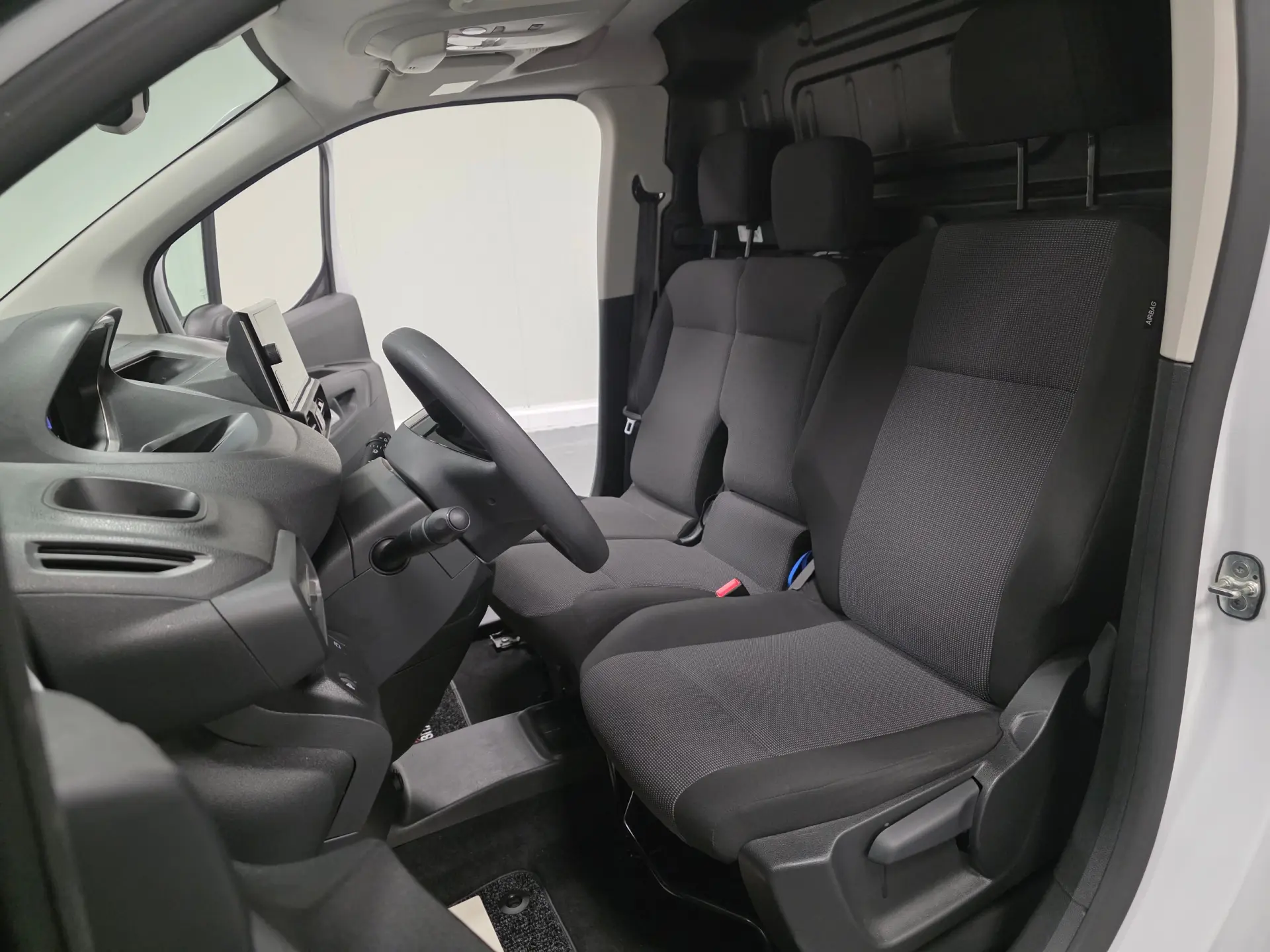 Peugeot Partner 1.5 BLUEHDI 100CV LONGA CAMARA TRASEIRA 88