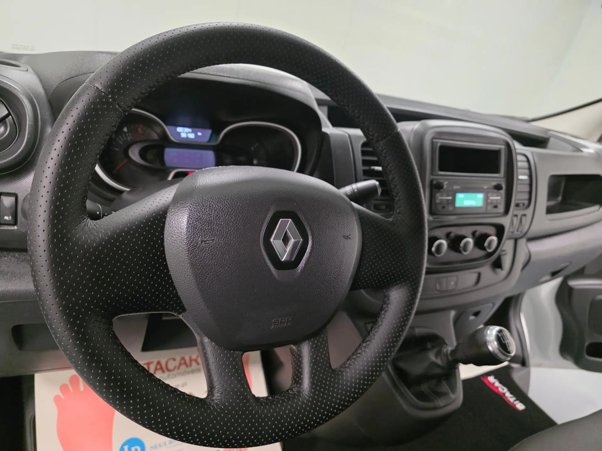 Renault Trafic 2.0 DCI L1H1 120CV IVA DEDUTIVEL 79