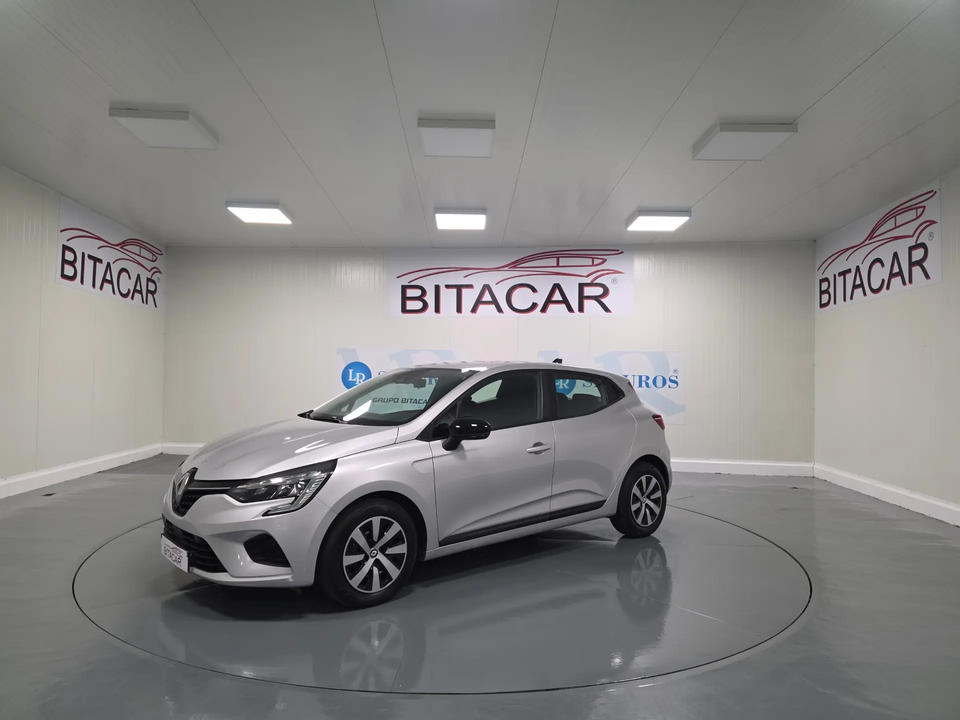 Renault Clio 1.0 TCe Evolution 16