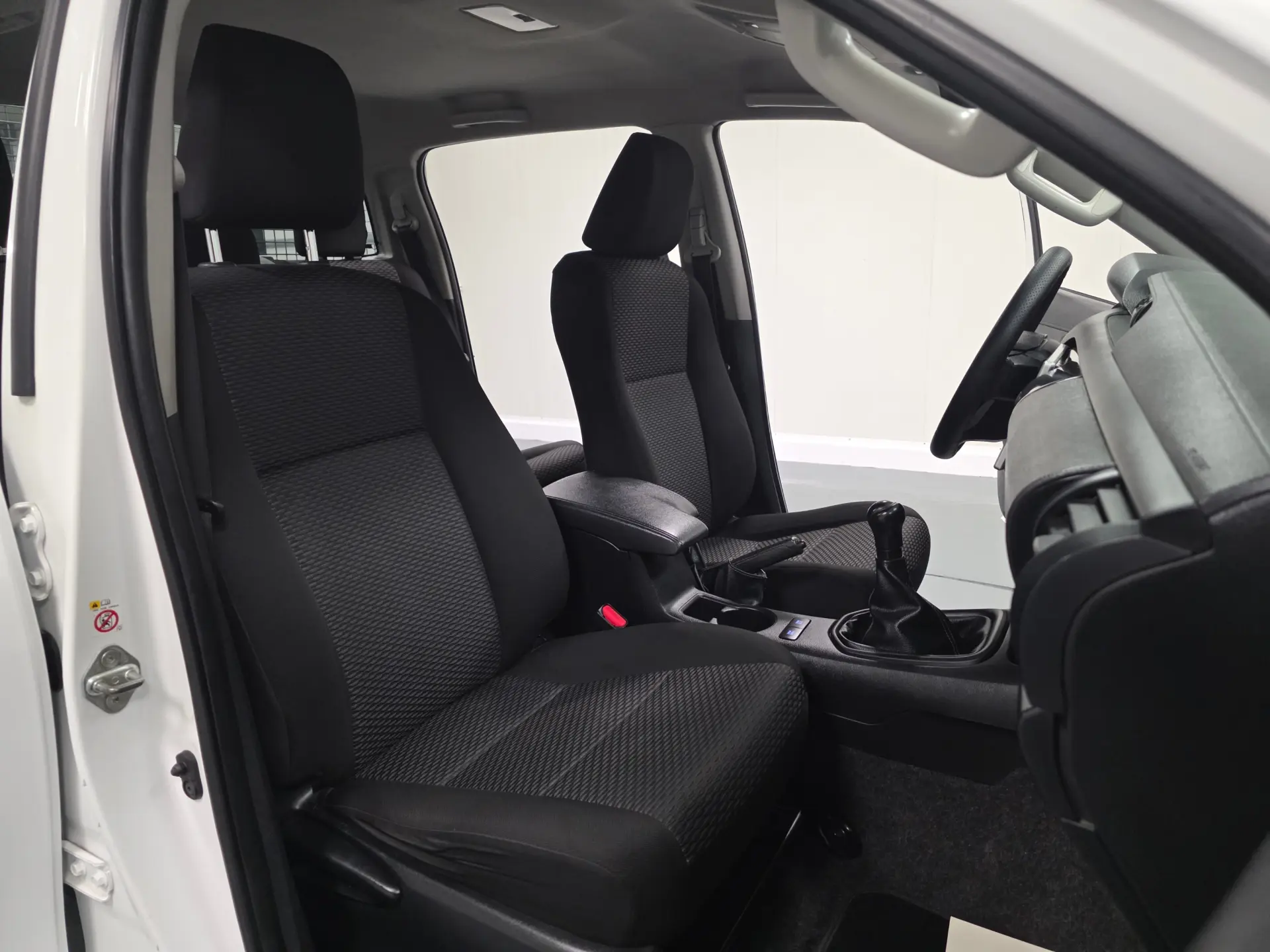 Toyota Hilux 2.4 D-4D 4WD CD CH 63