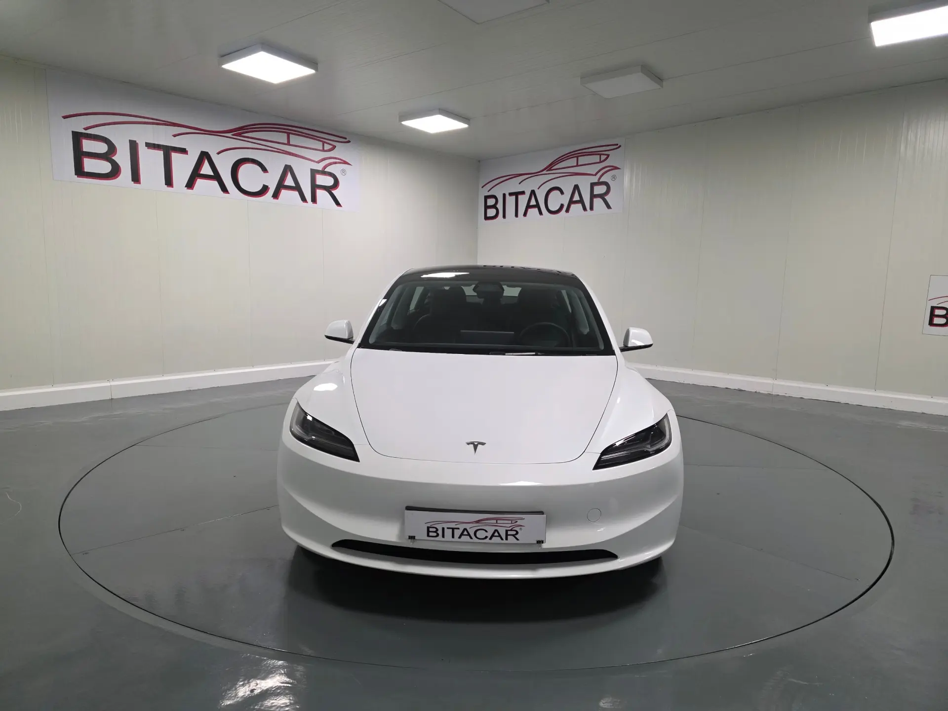 Tesla Model 3 Tração Traseira Premium 14