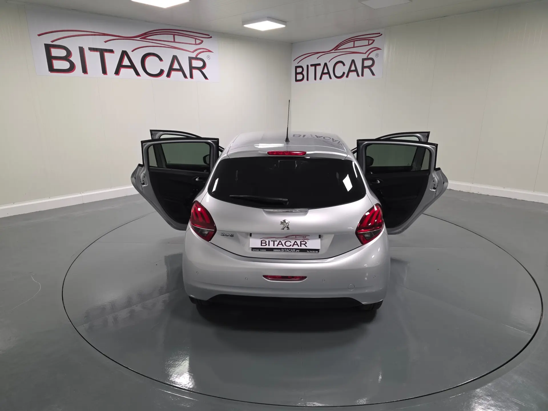 Peugeot 208 1.6 BlueHDi Active 5
