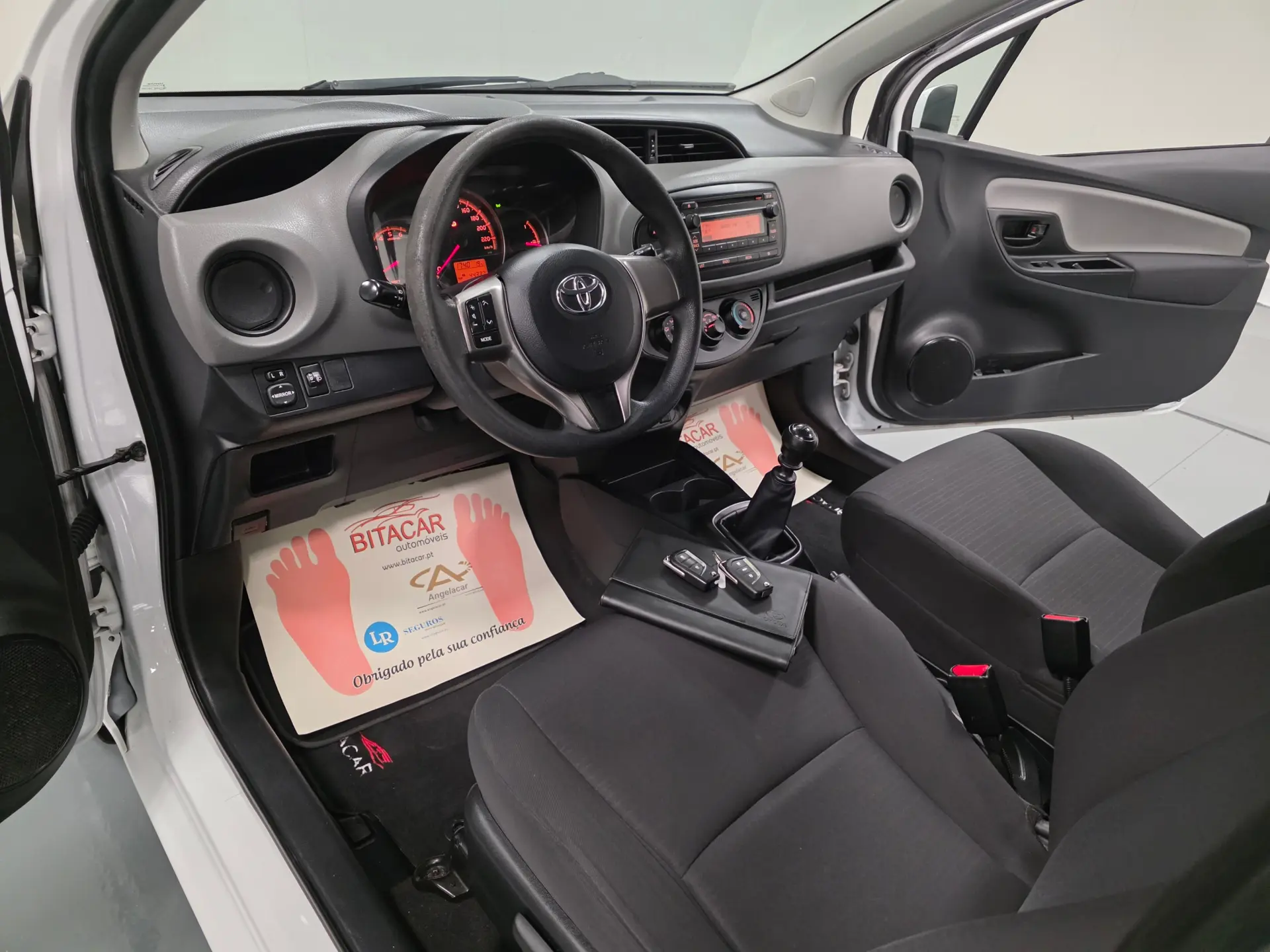 Toyota Yaris BIZZ 1.4 D-4D 90CV IVA DEDUTIVEL 92