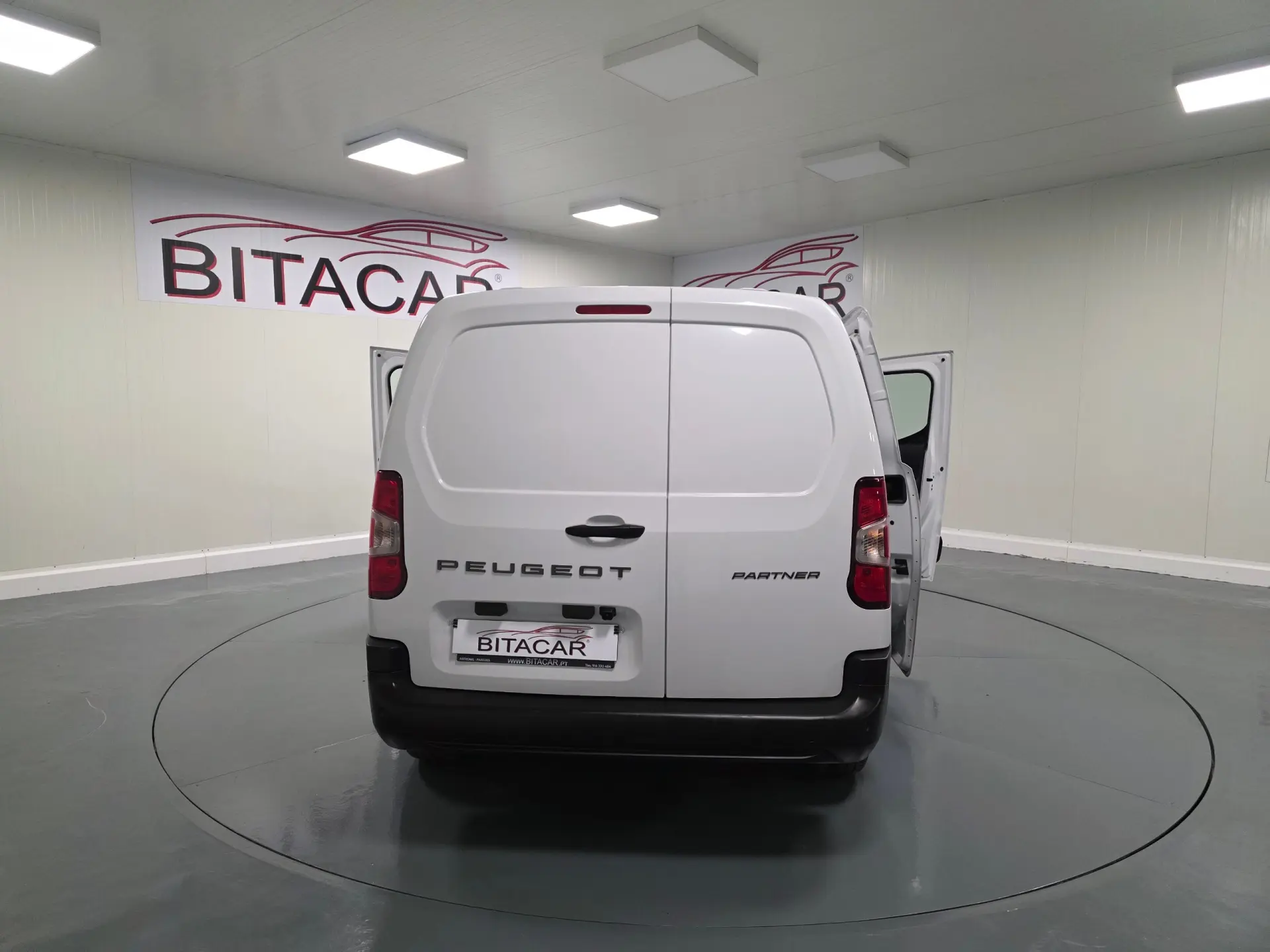 Peugeot Partner 1.5 BLUEHDI 100CV LONGA CAMARA TRASEIRA 70