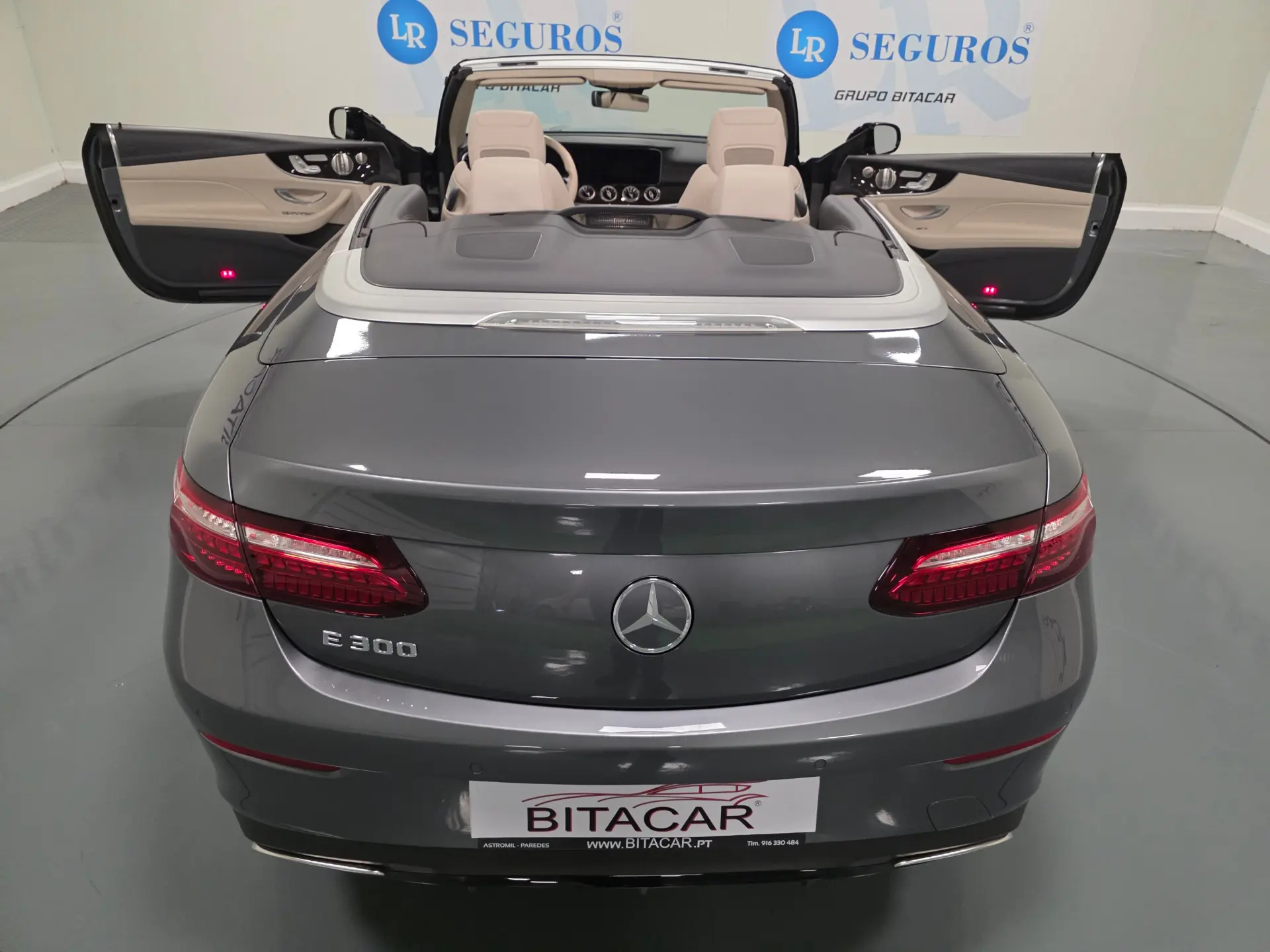 Mercedes-Benz E 300 AMG CABRIO 48