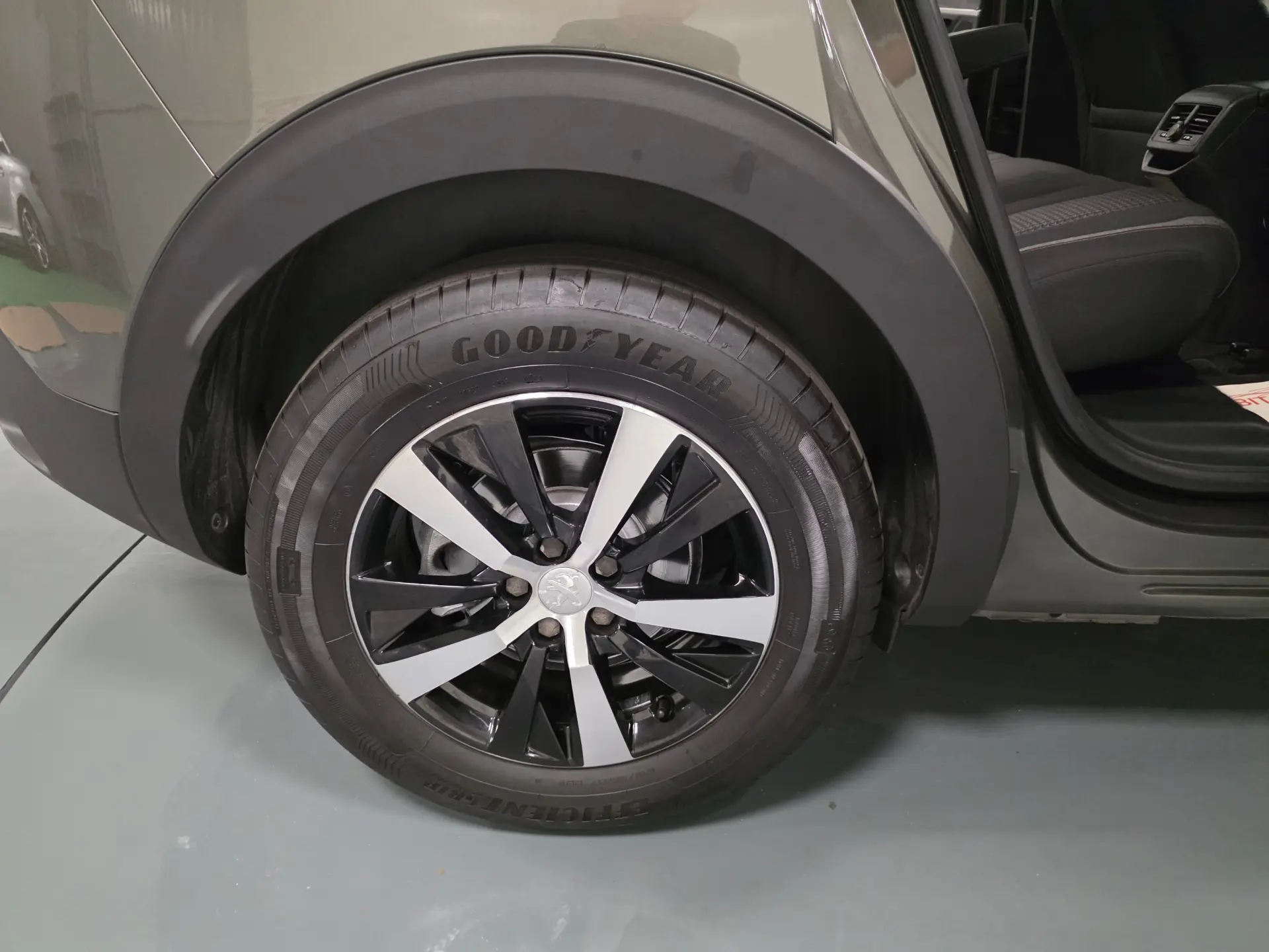 Peugeot 3008 1.5 BLUEHDI ACTIVE 85