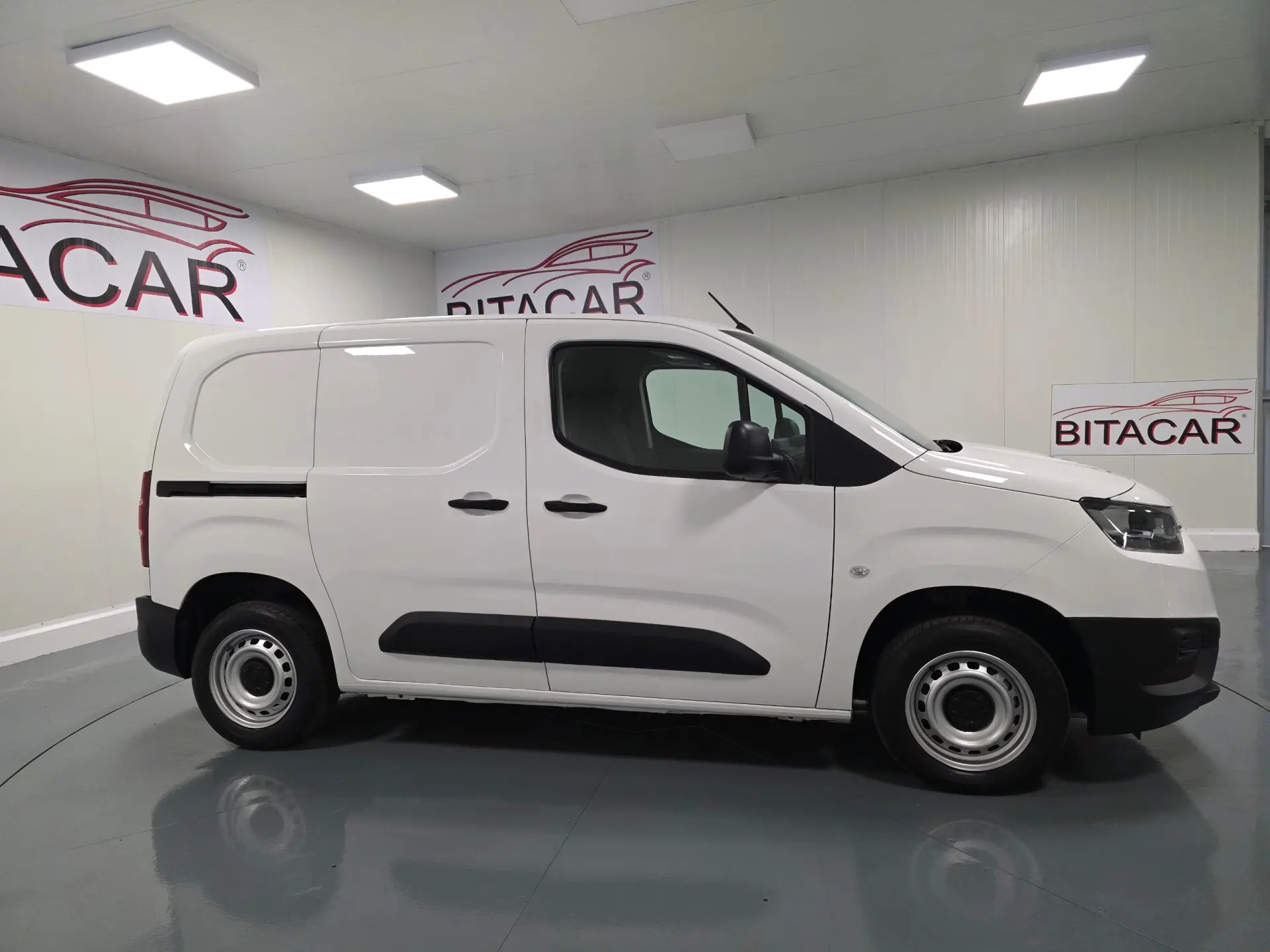 Toyota Proace CITY 1.5D IVA DEDUTIVEL 2