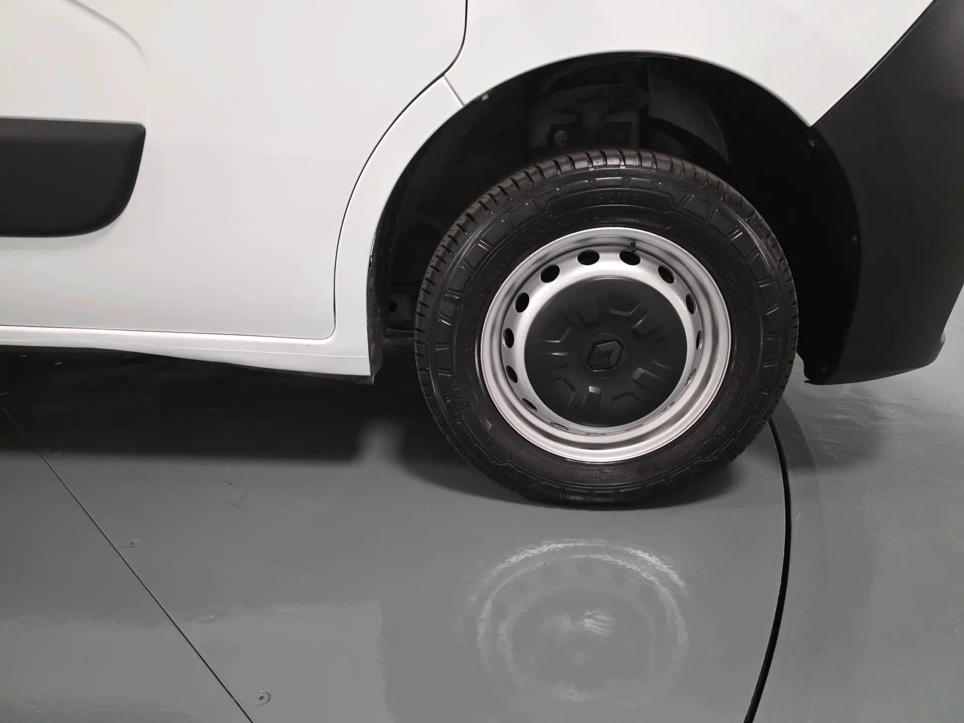 Renault Master L2H2 2.3 DCI 135CV GPS IVA DEDUTIVEL 4