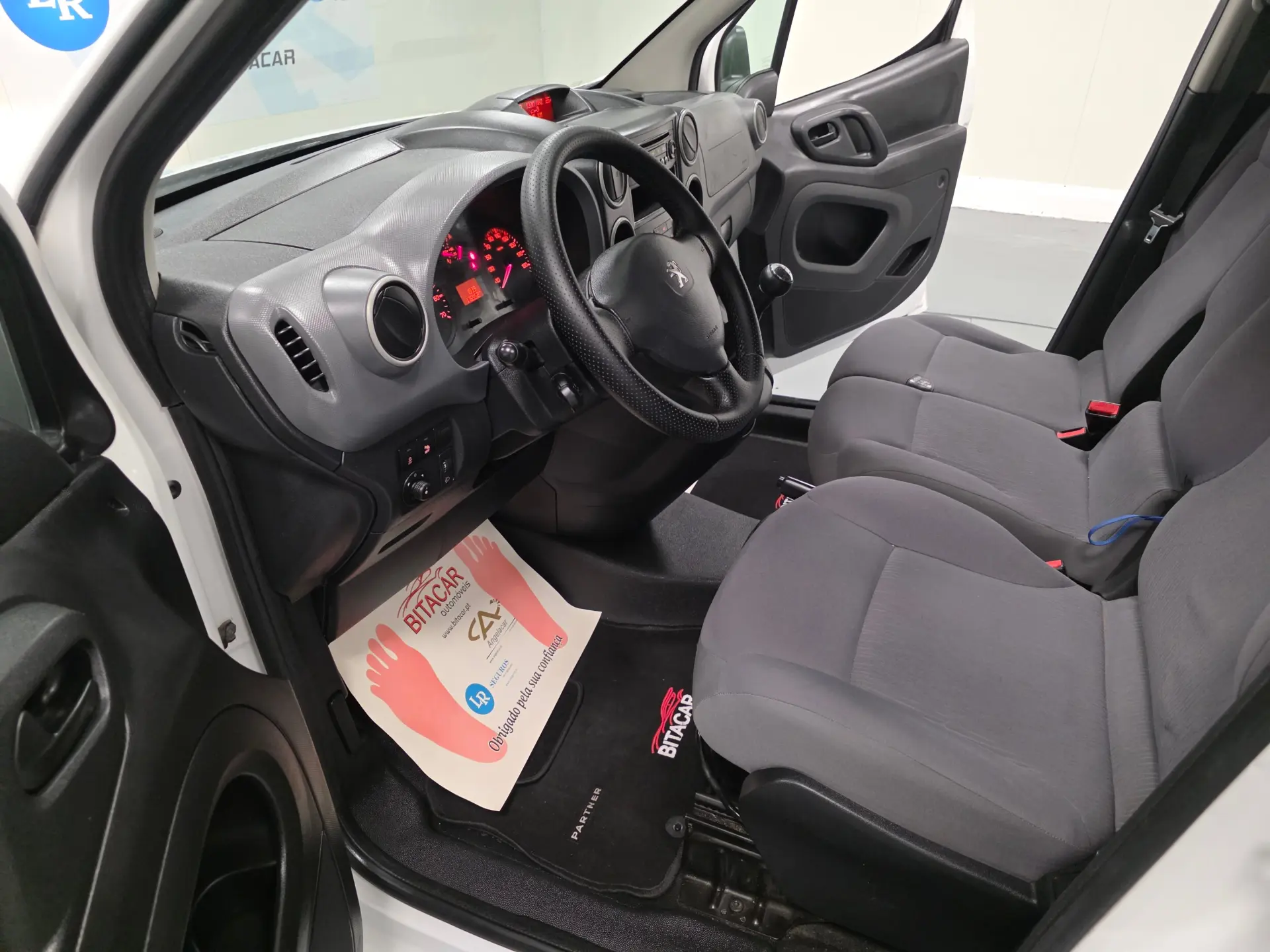 Peugeot Partner 1.6 HDI L1 PACK CD CLIM 64