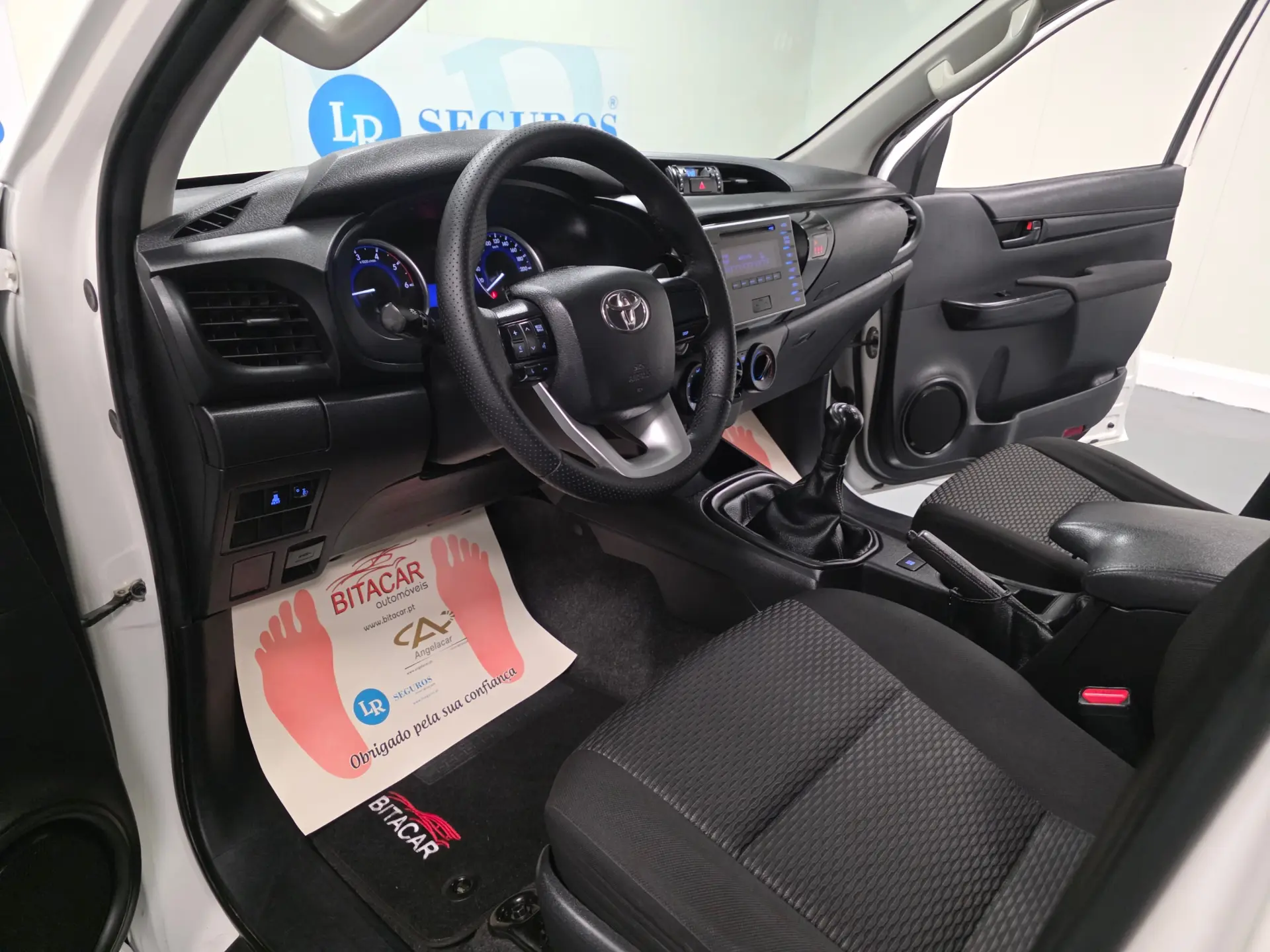 Toyota Hilux 2.4 D-4D 4WD CD CH 81