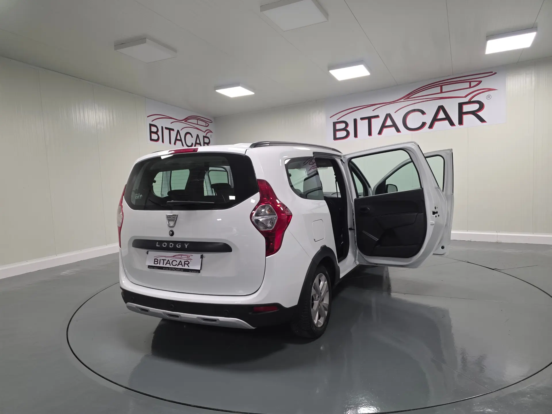Dacia Lodgy 1.2 STEPWAY 57
