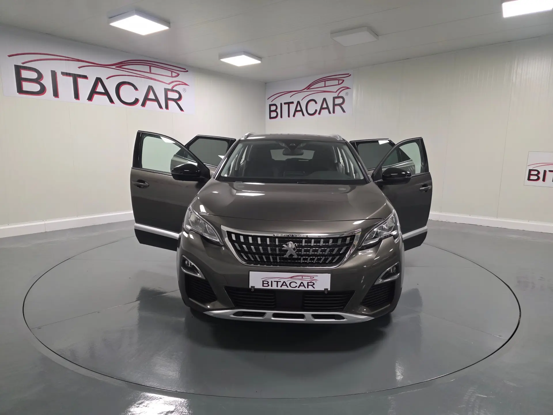 Peugeot 3008 1.5 BLUEHDI ACTIVE 28