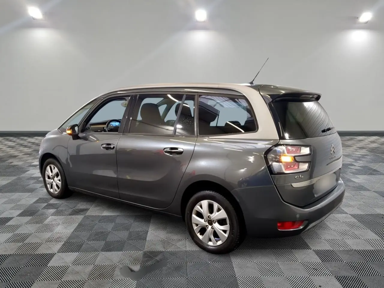 Citroën C4 Grand Picasso 1.6  INTENSIVE 4