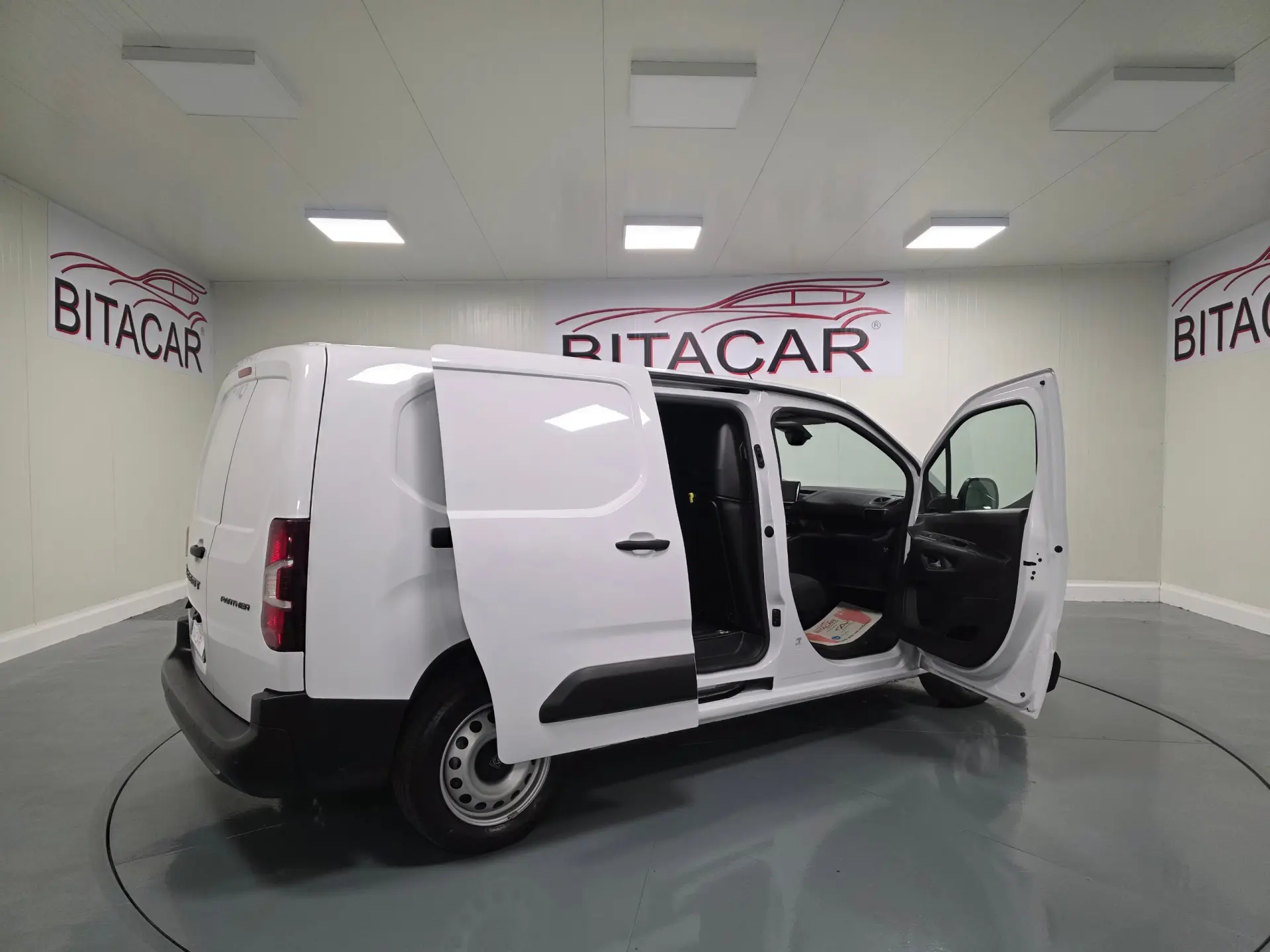 Peugeot Partner 1.5 BLUEHDI 100CV LONGA CAMARA TRASEIRA 73