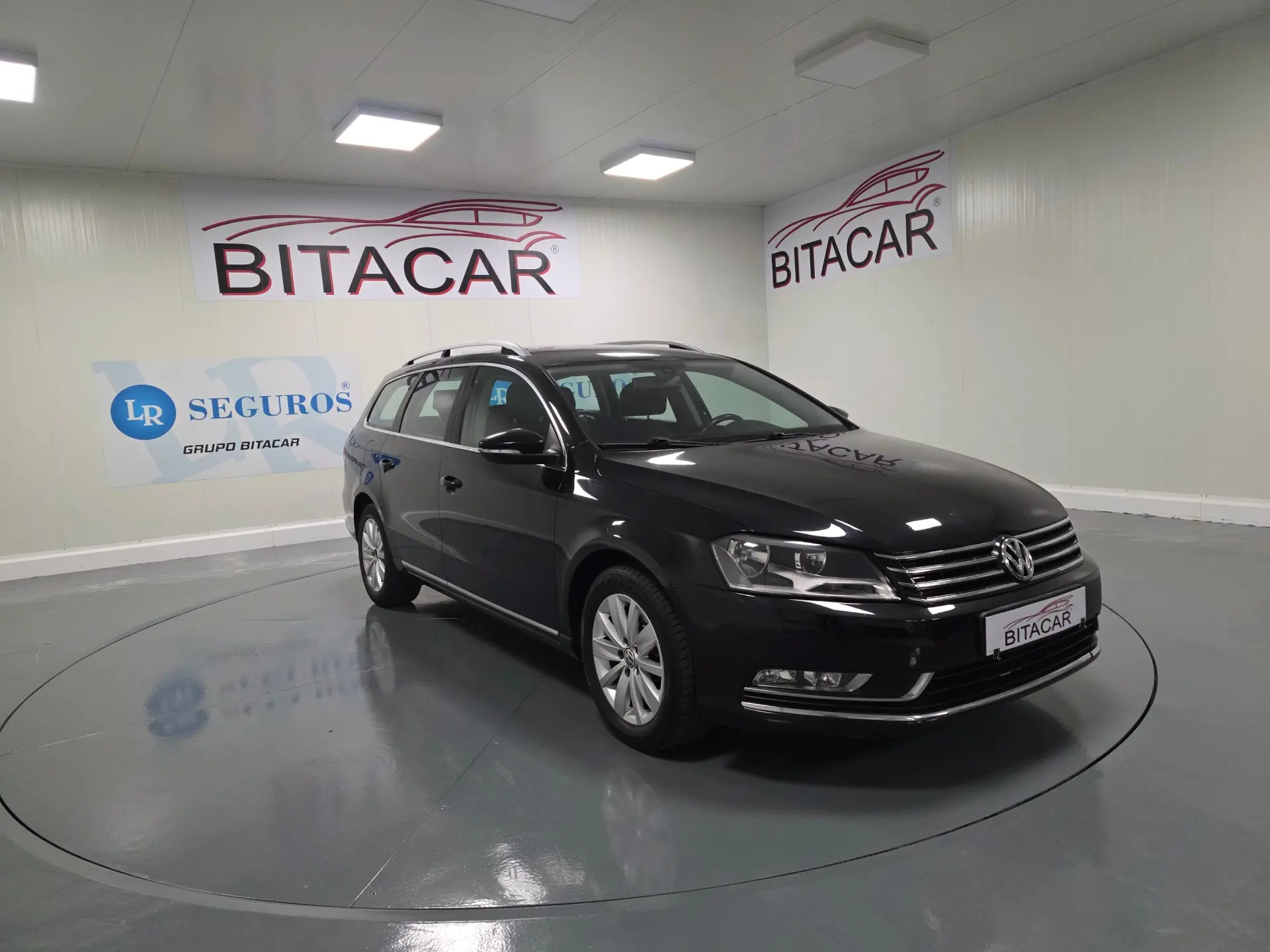 Volkswagen Passat 1.6 TDI Confortline 2