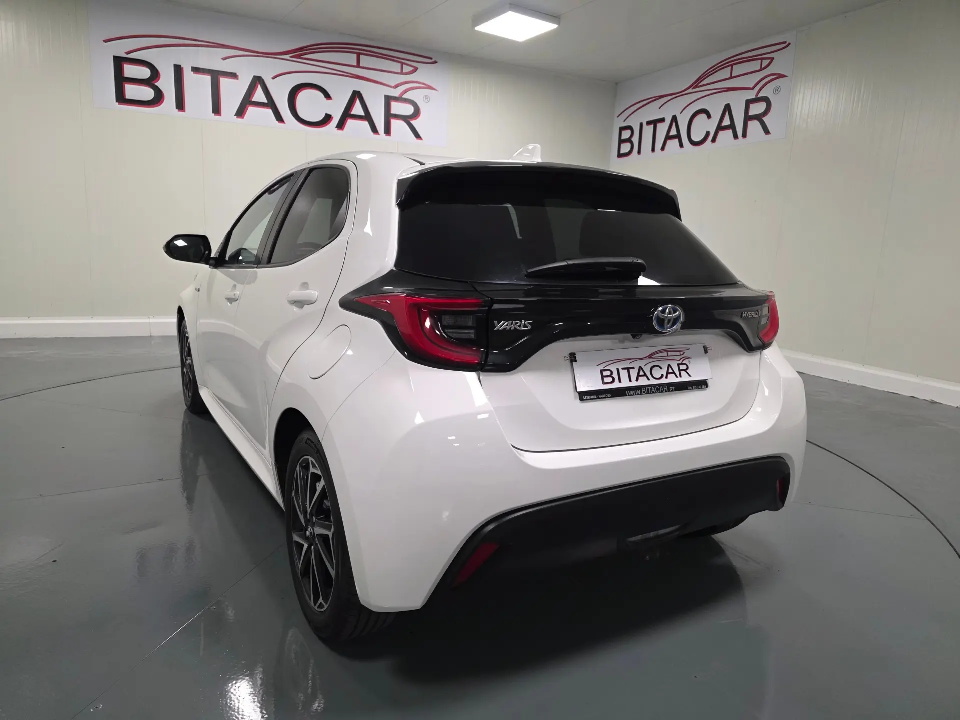 Toyota Yaris 1.5 HDF EXCLUSIVE 24