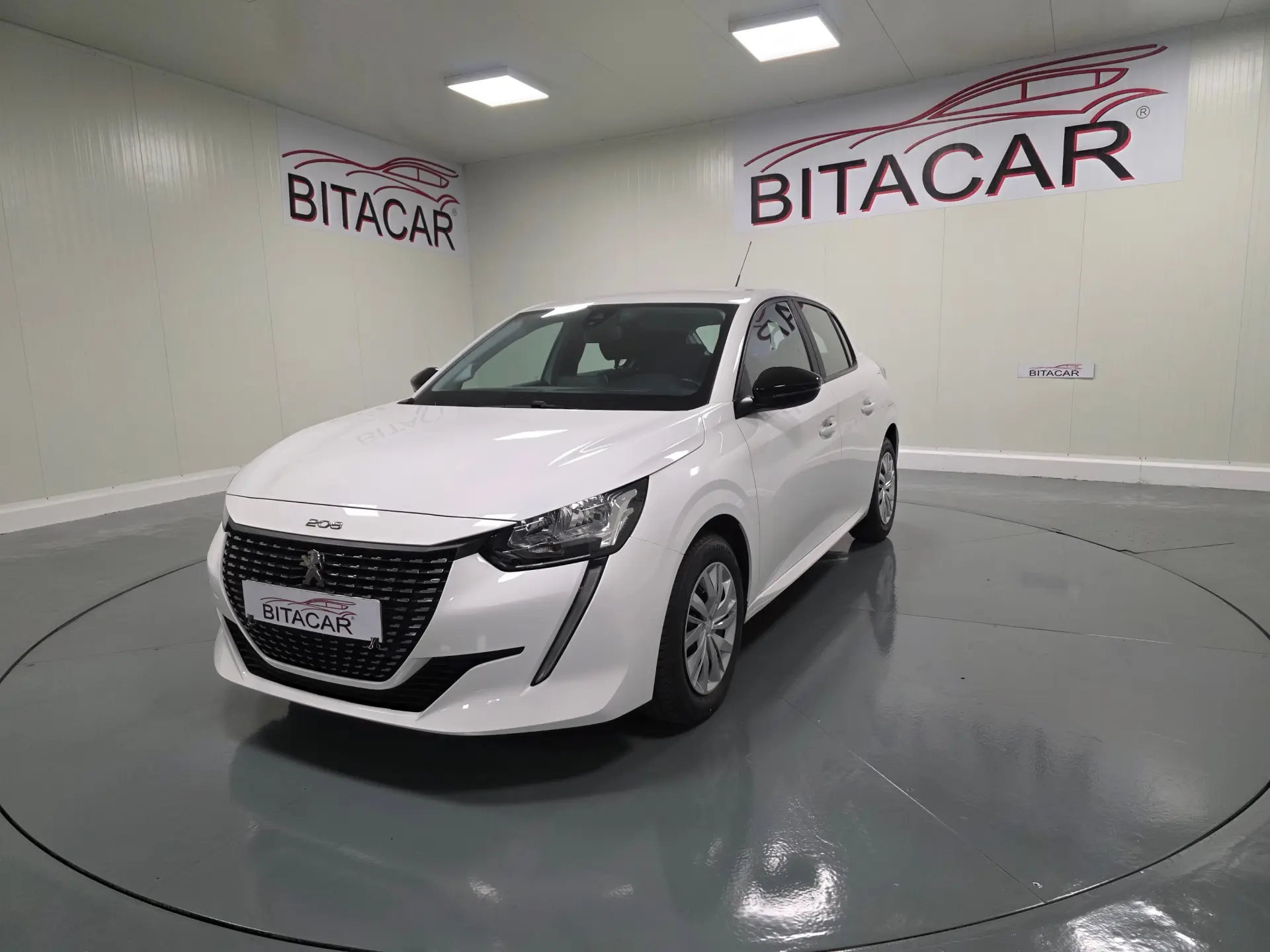 Peugeot 208 1.2 ACTIVE 12