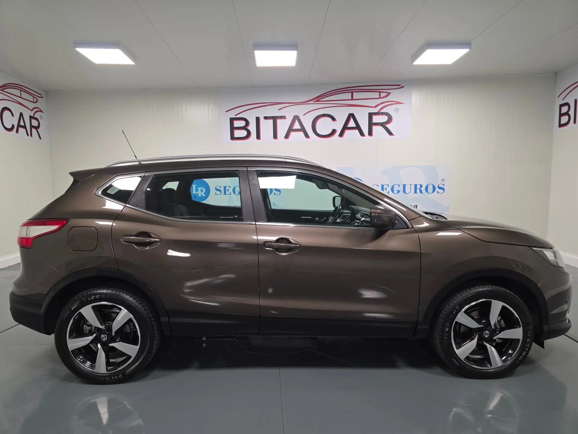 Nissan Qashqai 1.5 dCi N-Connecta Led 33