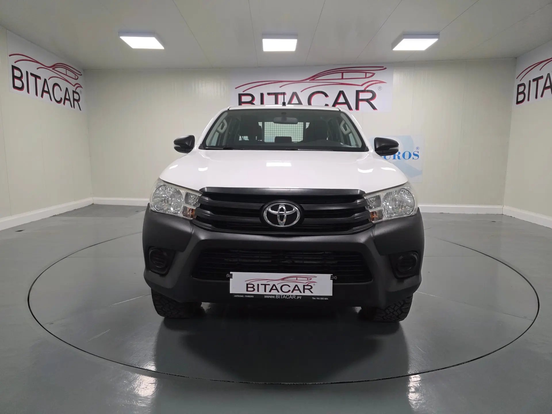 Toyota Hilux 2.4 D-4D 4WD CD CH 6