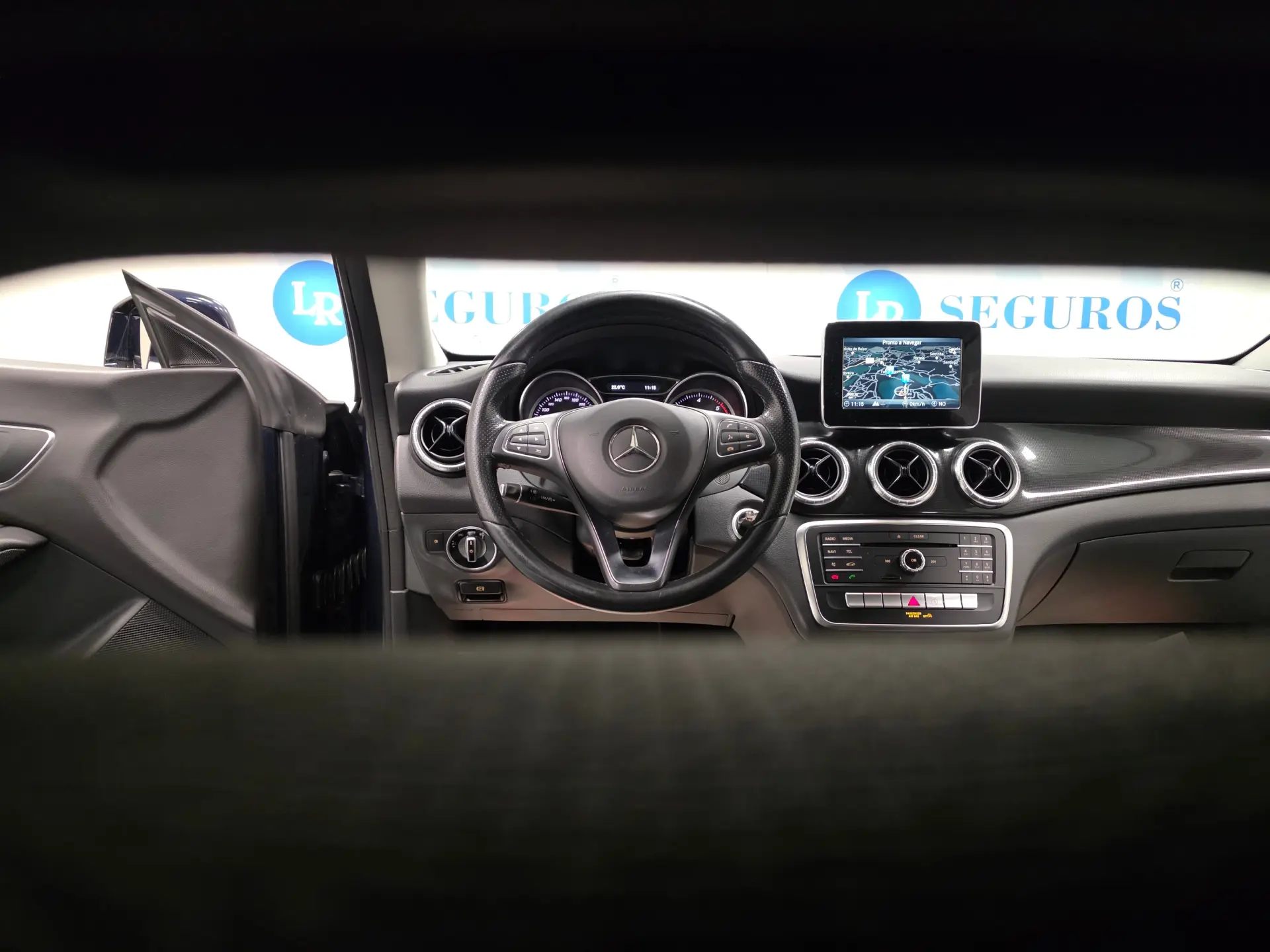 Mercedes-Benz CLA 180 d Shooting Brake Urban 101