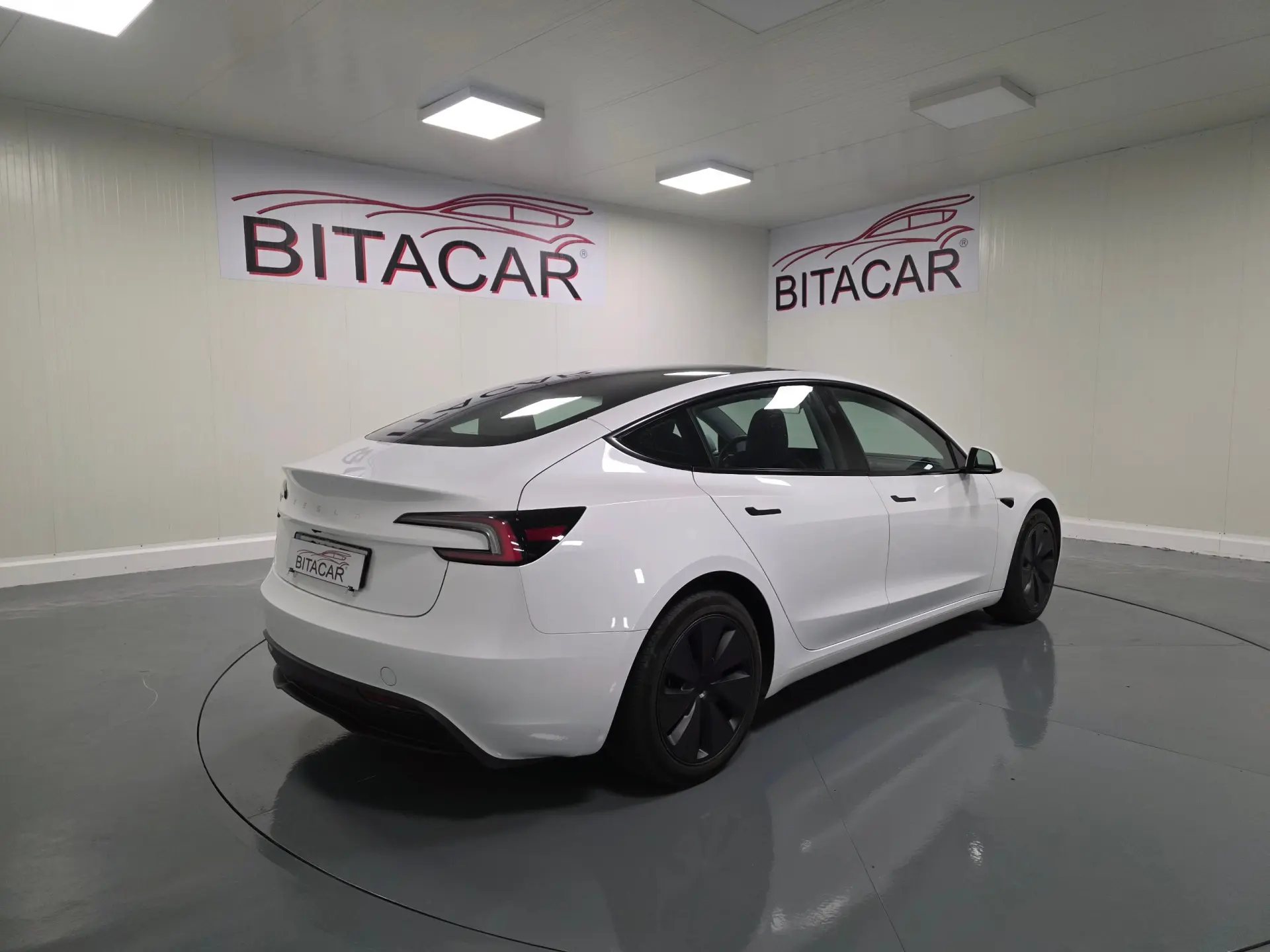 Tesla Model 3 Tração Traseira Premium 42