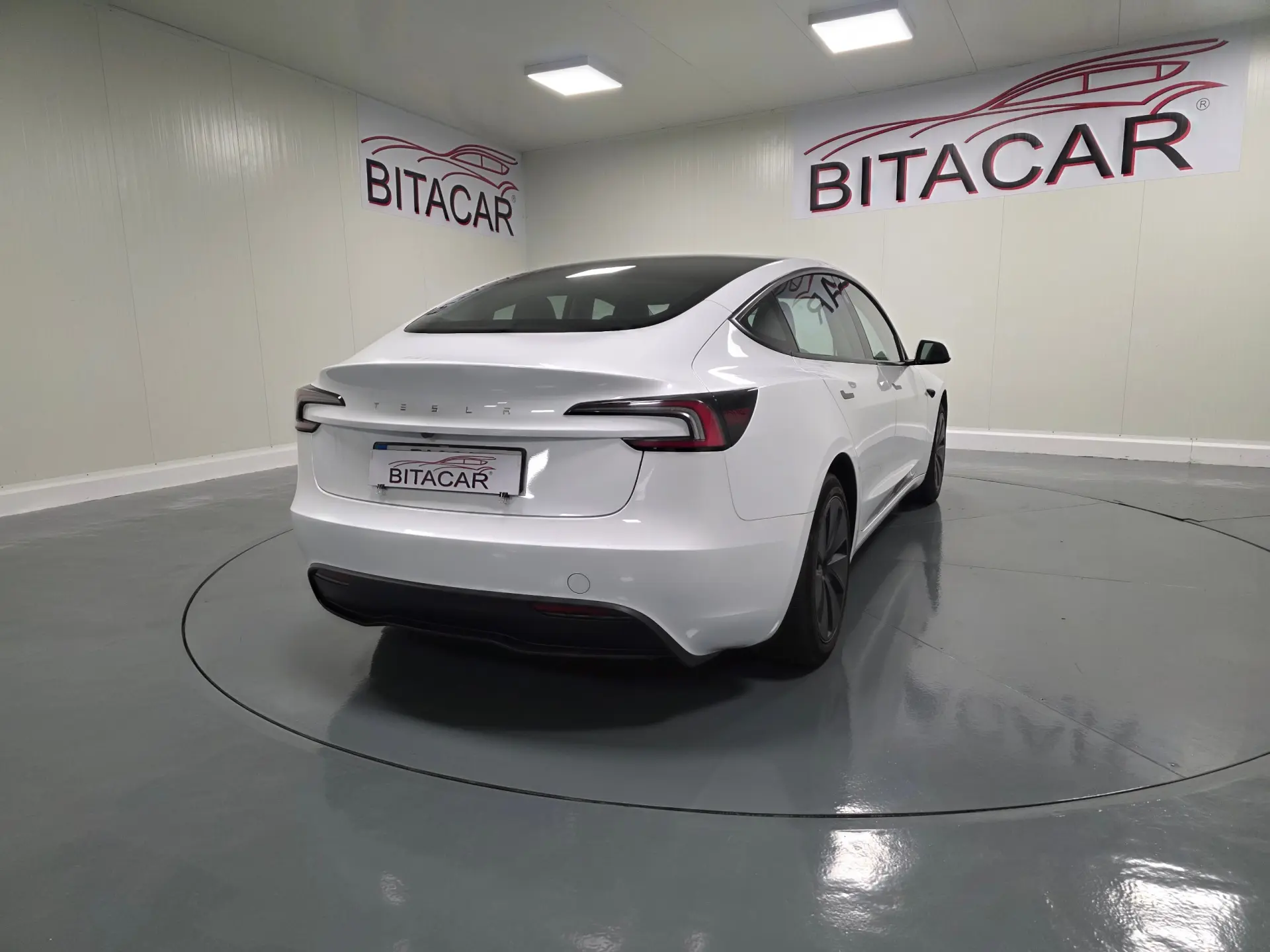 Tesla Model 3 Tração Traseira Premium 39