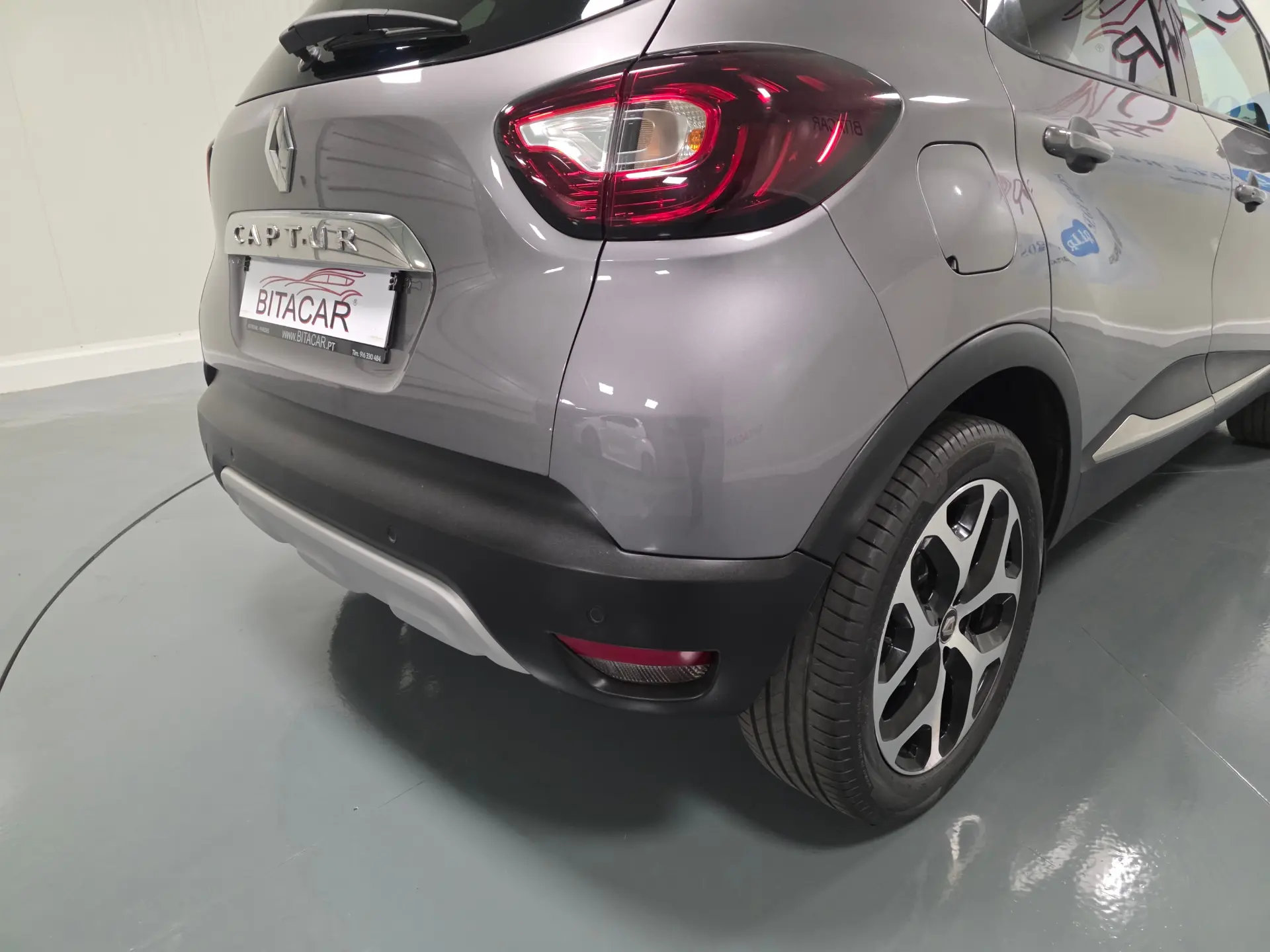 Renault Captur 1.5 DCI EXCLUSIVE 42