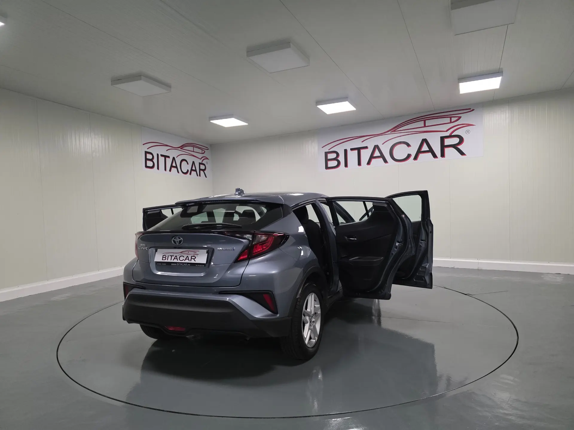 Toyota C-HR 1.8 Hybrid Comfort 27