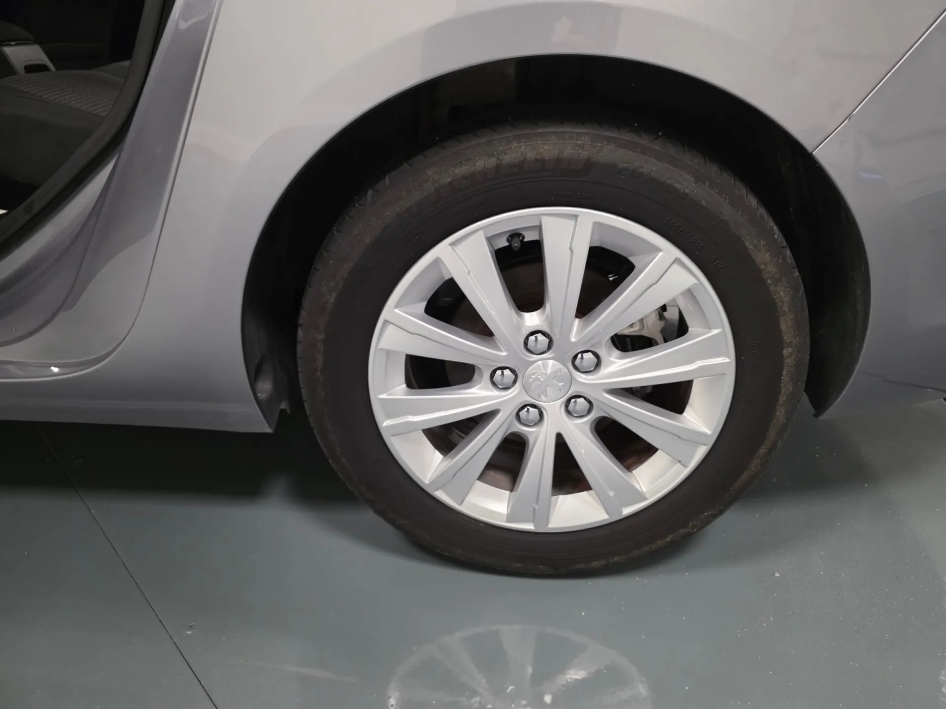 Peugeot 308 SW 1.5 BlueHDi Style 8