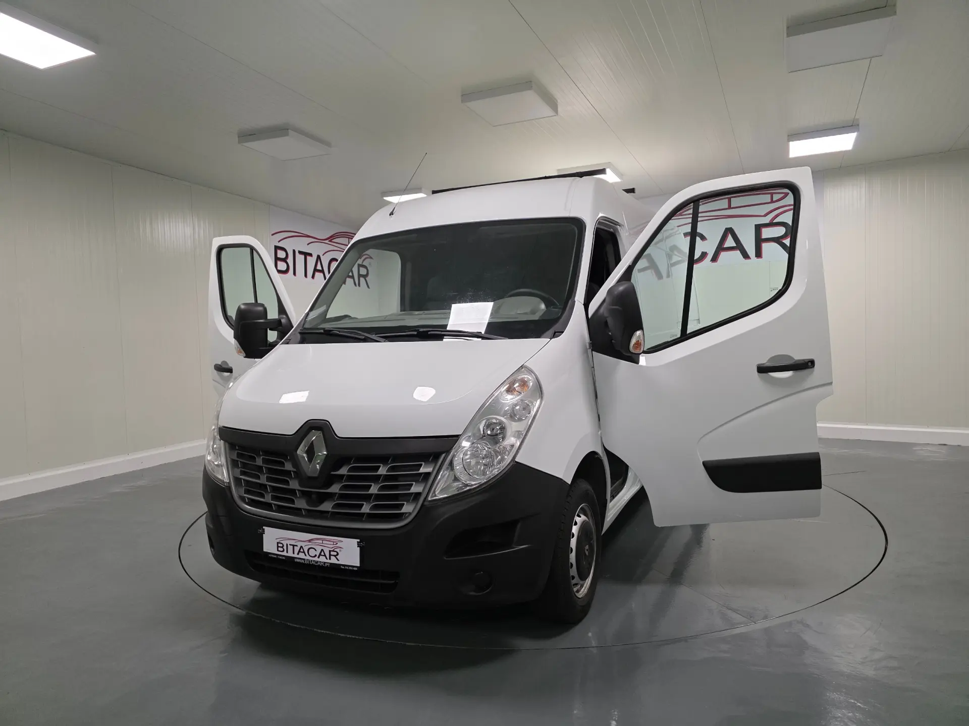 Renault Master 2.3 dCi L2H2 3.5T 20