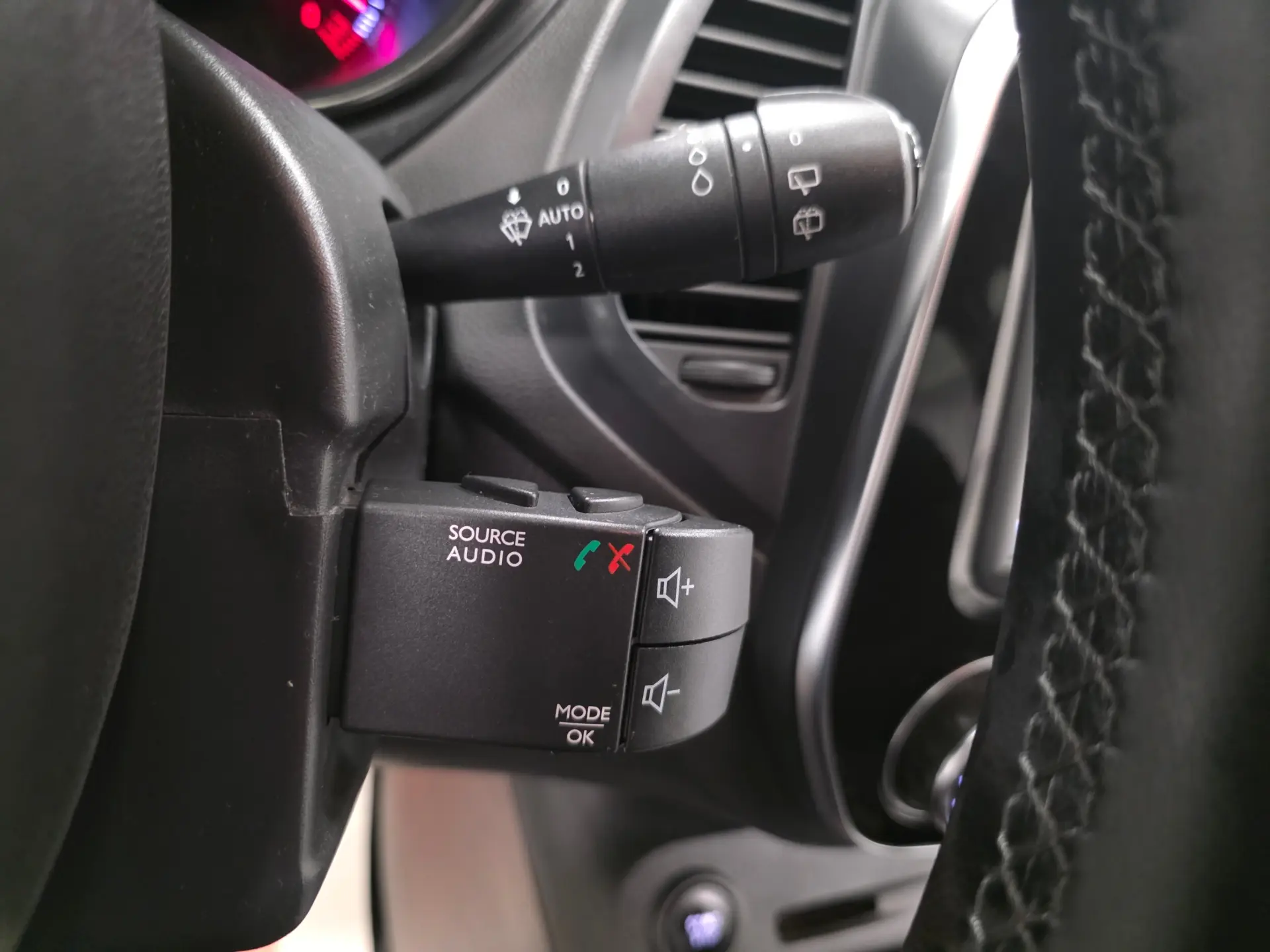 Renault Captur 1.5 DCI EXCLUSIVE 115