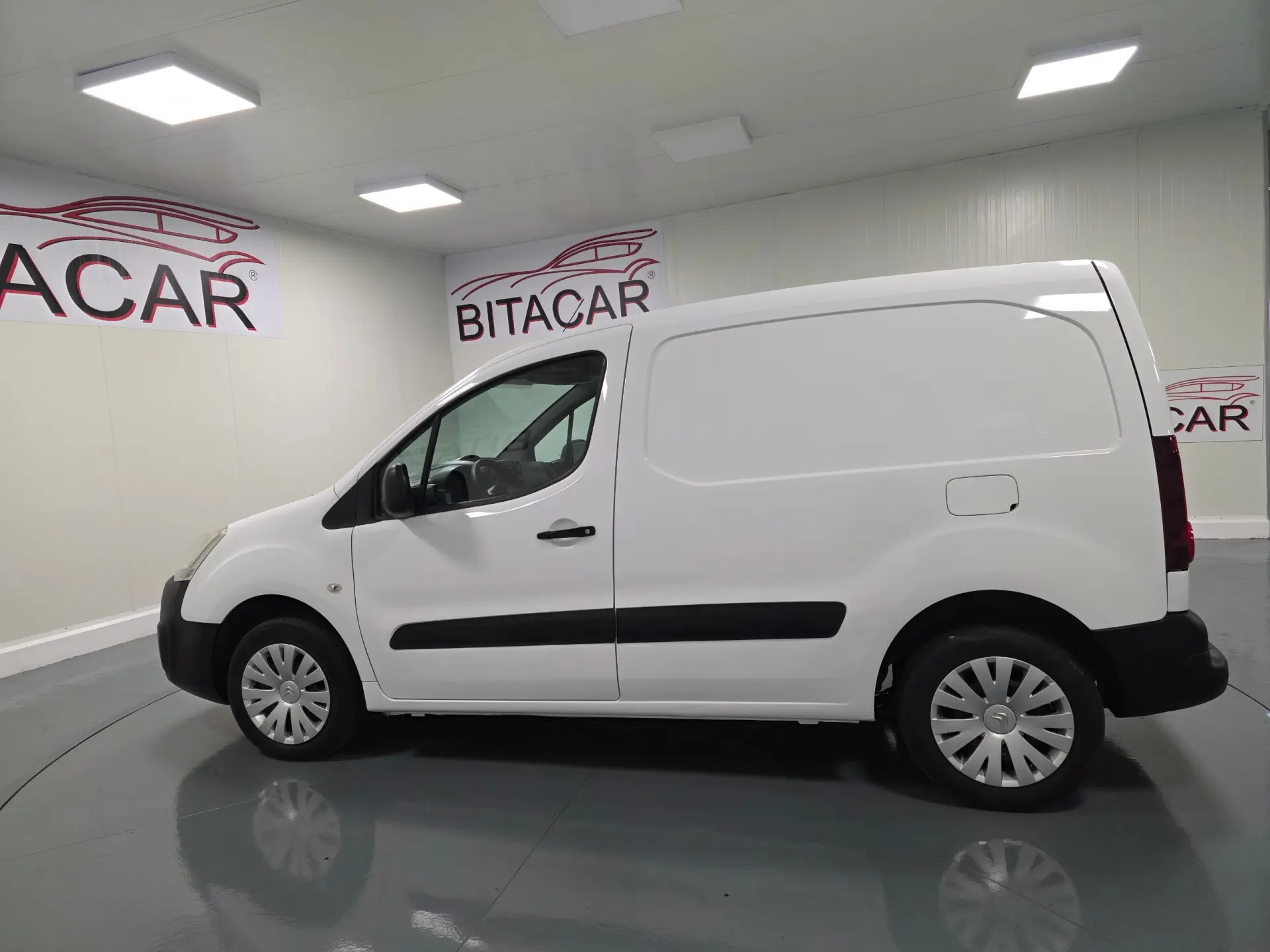 Citroën Berlingo 1.6 HDI IVA DEDUTIVEL 31