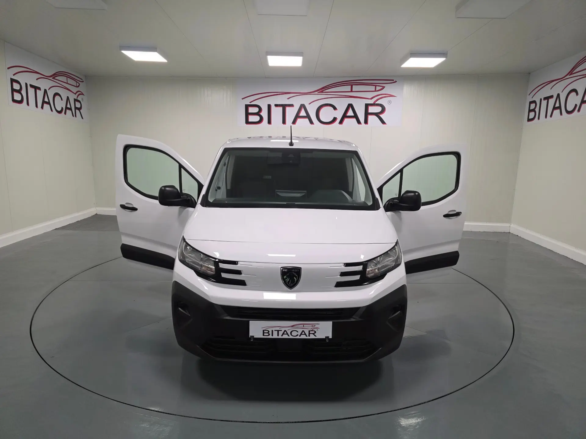 Peugeot Partner 1.5 BLUEHDI 100CV LONGA CAMARA TRASEIRA 24