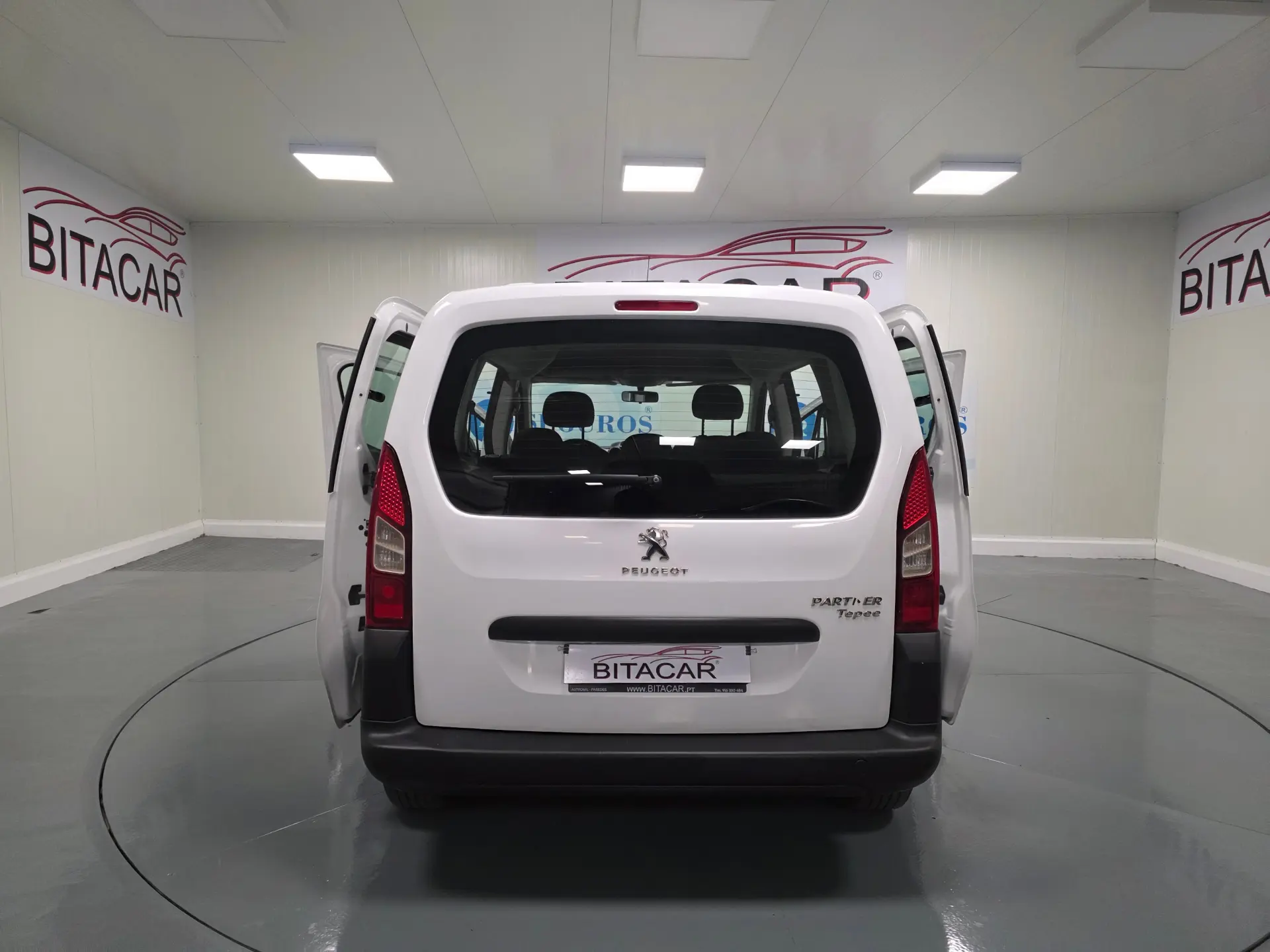 Peugeot Partner TEPEE 1.6 BLUEHDI 5 LUGARES 48