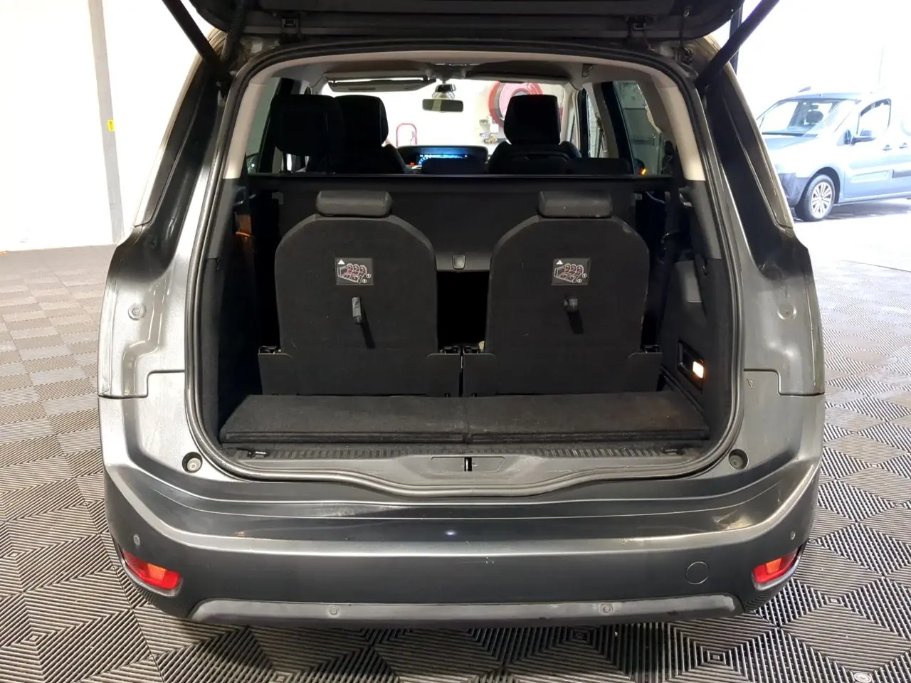 Citroën C4 Grand Picasso 1.6  INTENSIVE 5