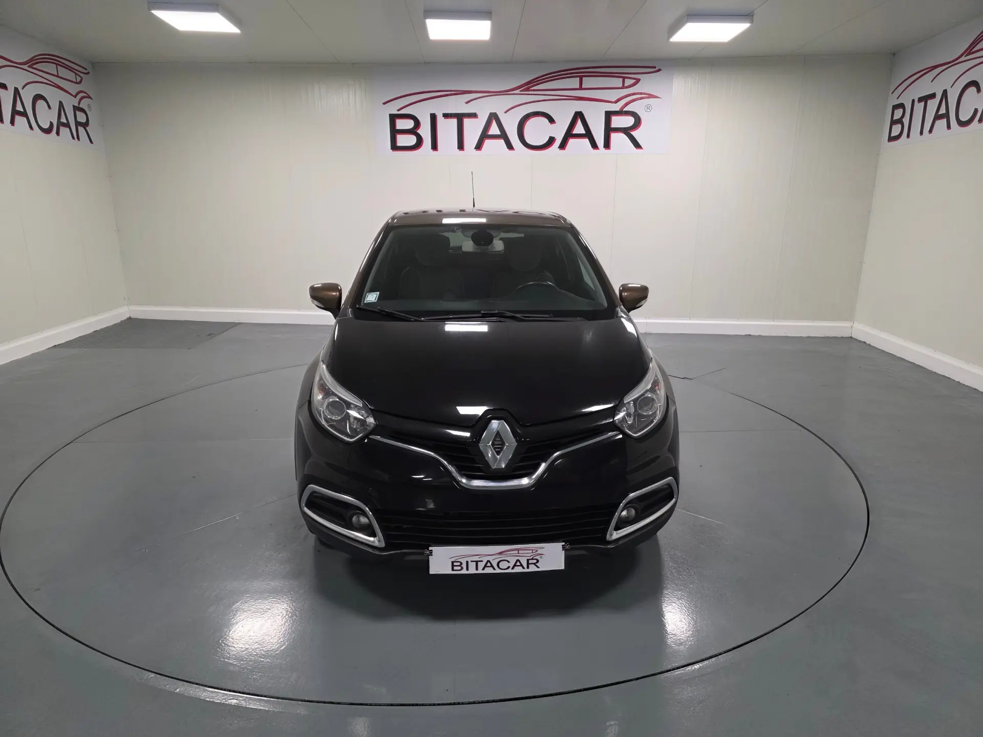 Renault Captur 1.5 dCi Exclusive 11