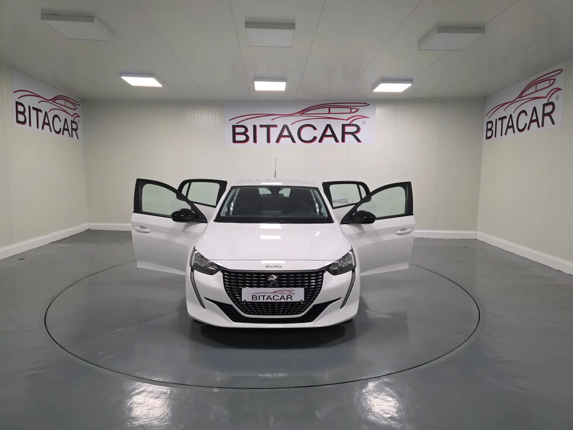 Peugeot 208 1.2 ACTIVE 45
