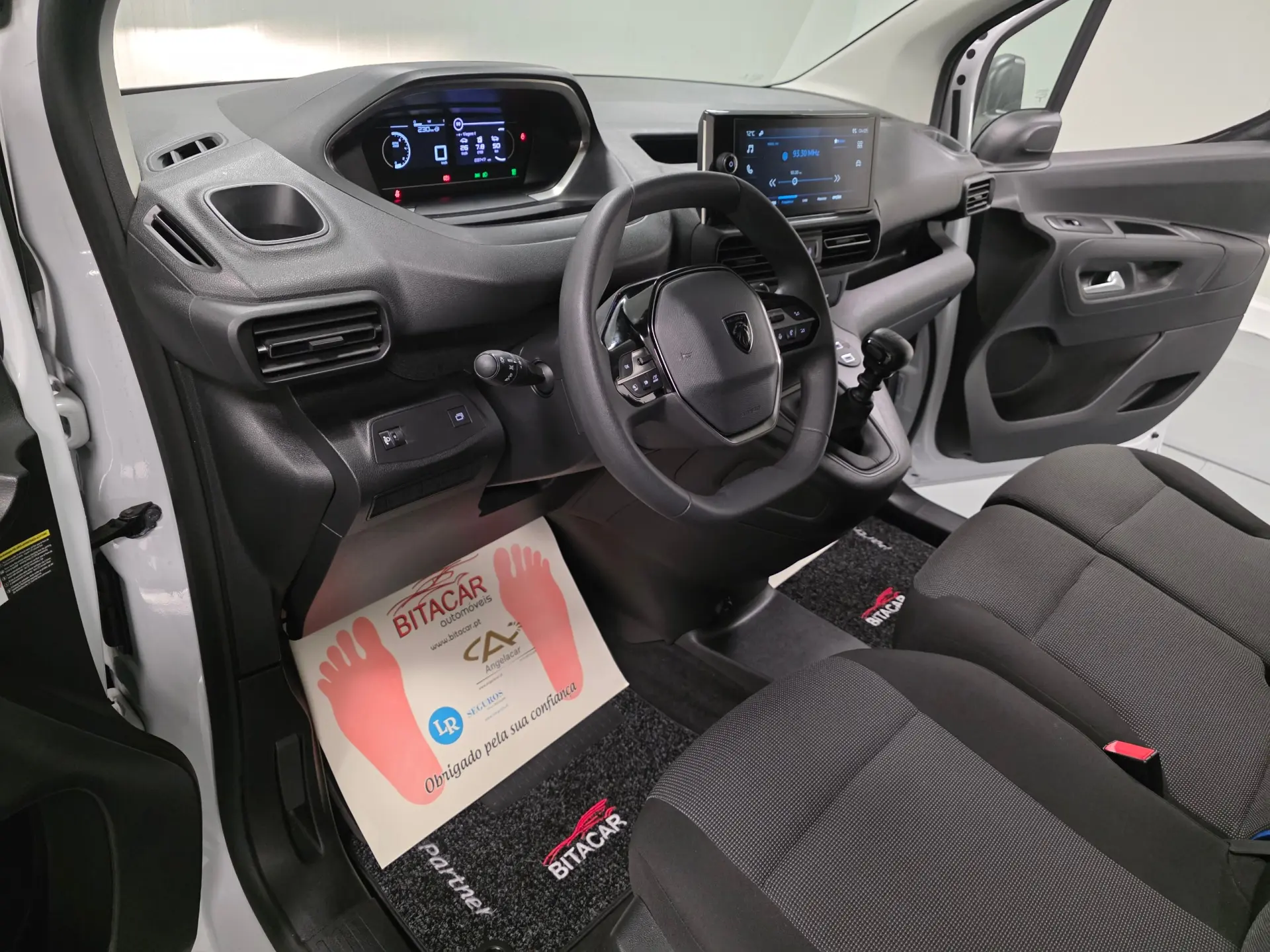 Peugeot Partner 1.5 BLUEHDI 100CV LONGA CAMARA TRASEIRA 92