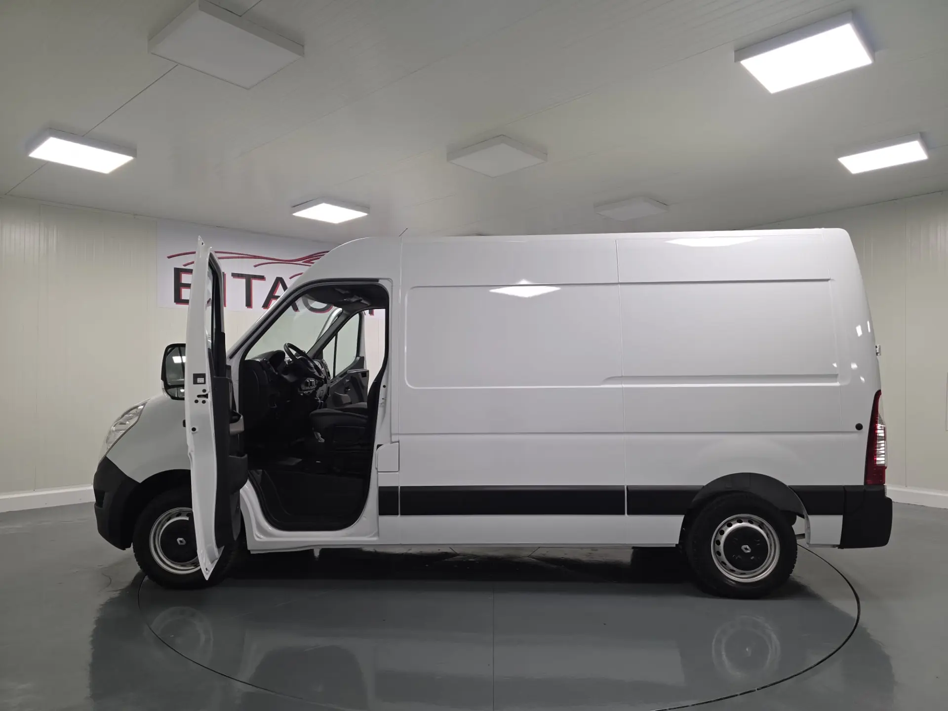 Renault Master L2H2 130CV IVA DEDUTIVEL 23