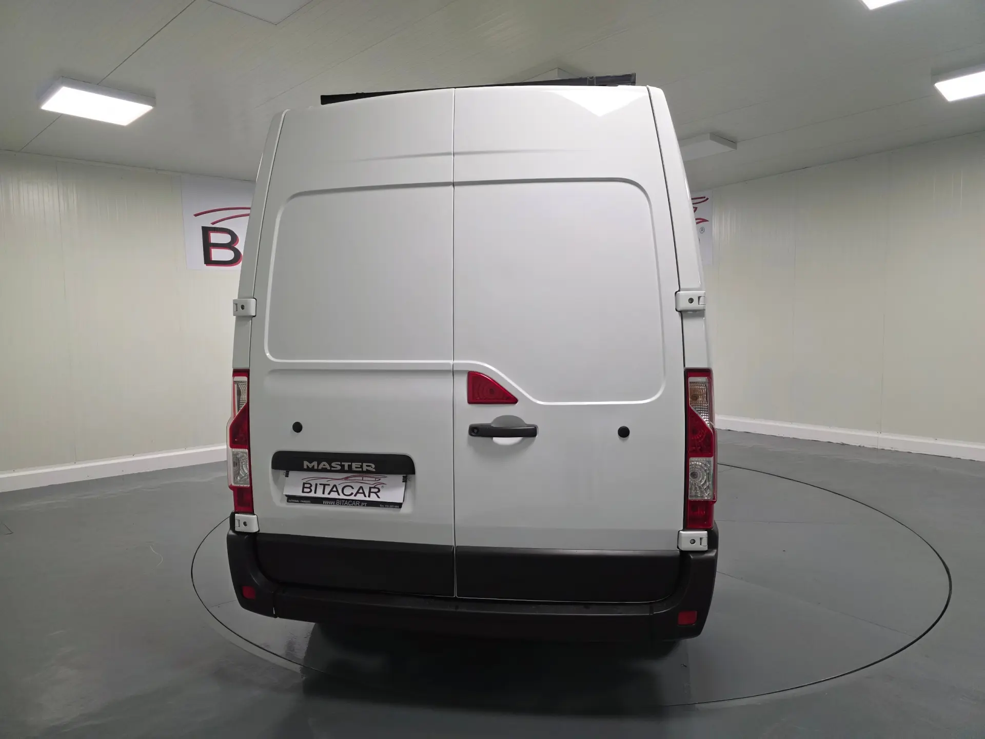 Renault Master 2.3 dCi L2H2 3.5T 33