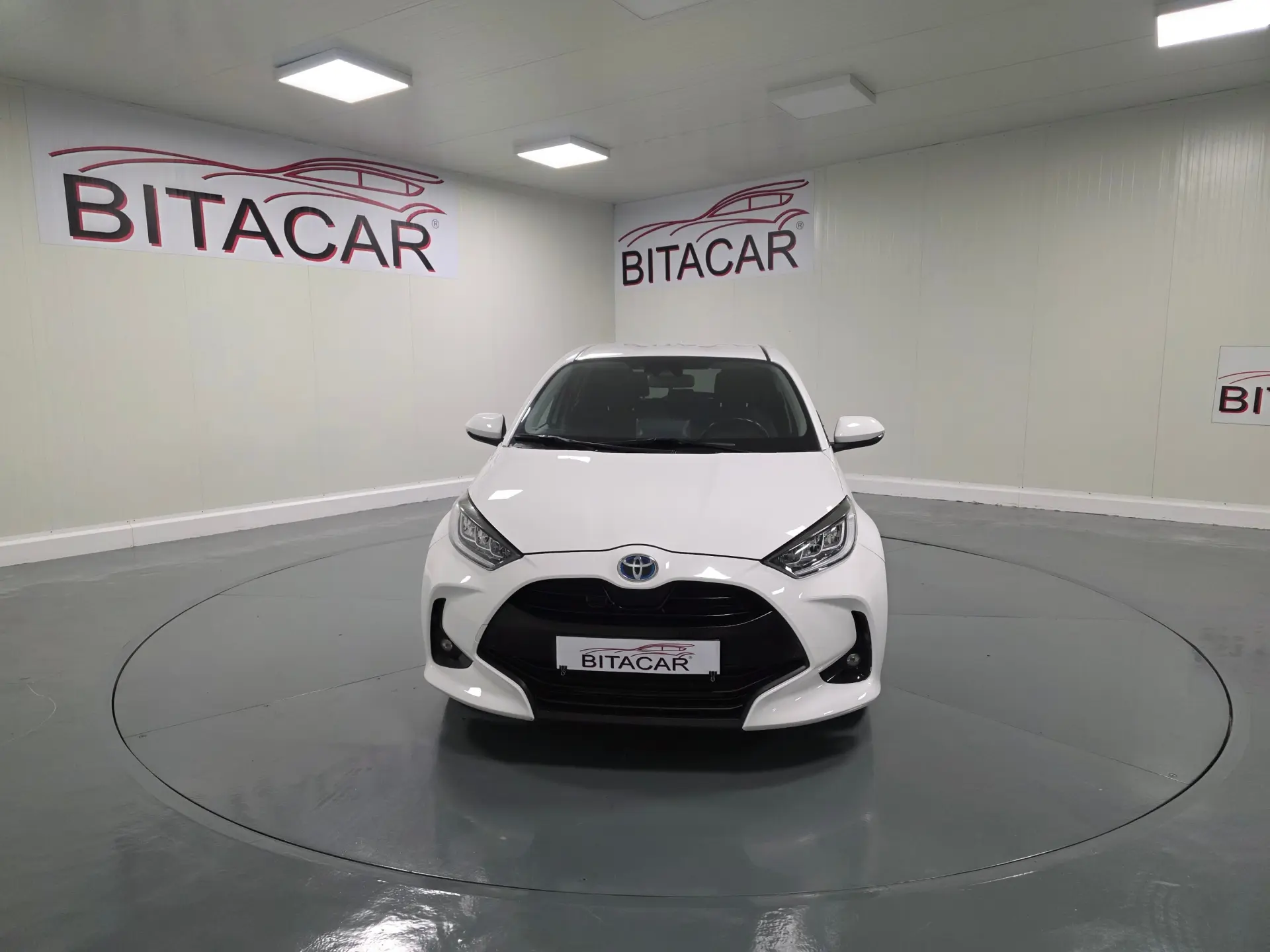 Toyota Yaris 1.5 HDF EXCLUSIVE 15