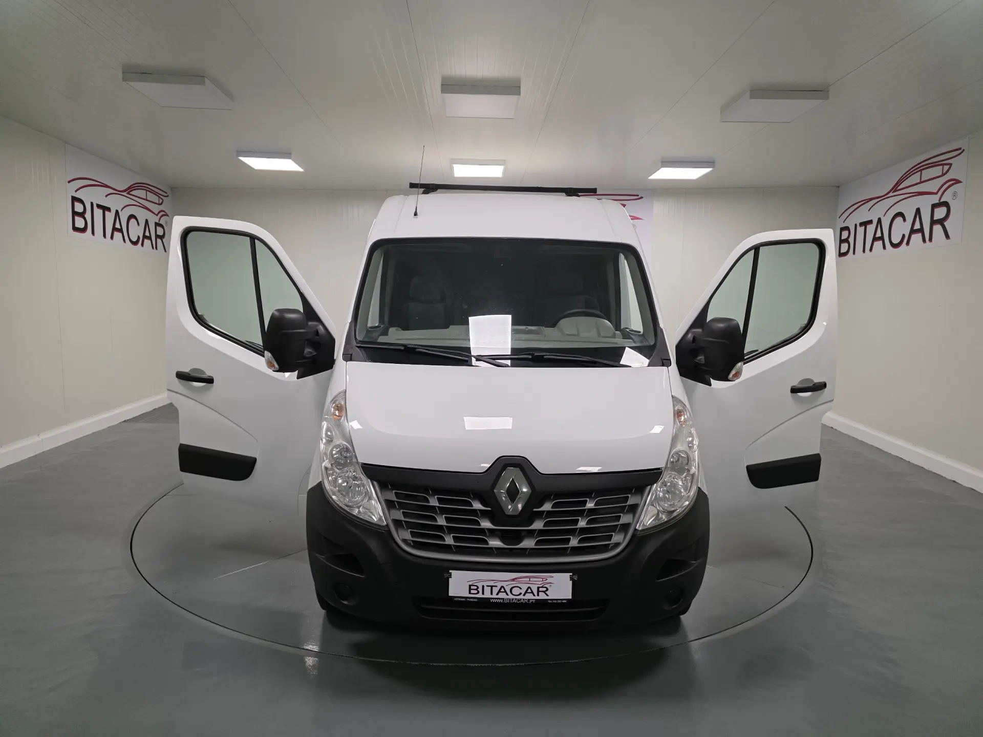 Renault Master 2.3 dCi L2H2 3.5T 19