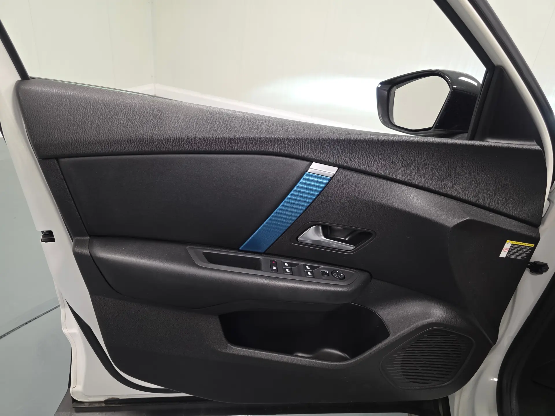 Citroen e-C4 SHINE 94