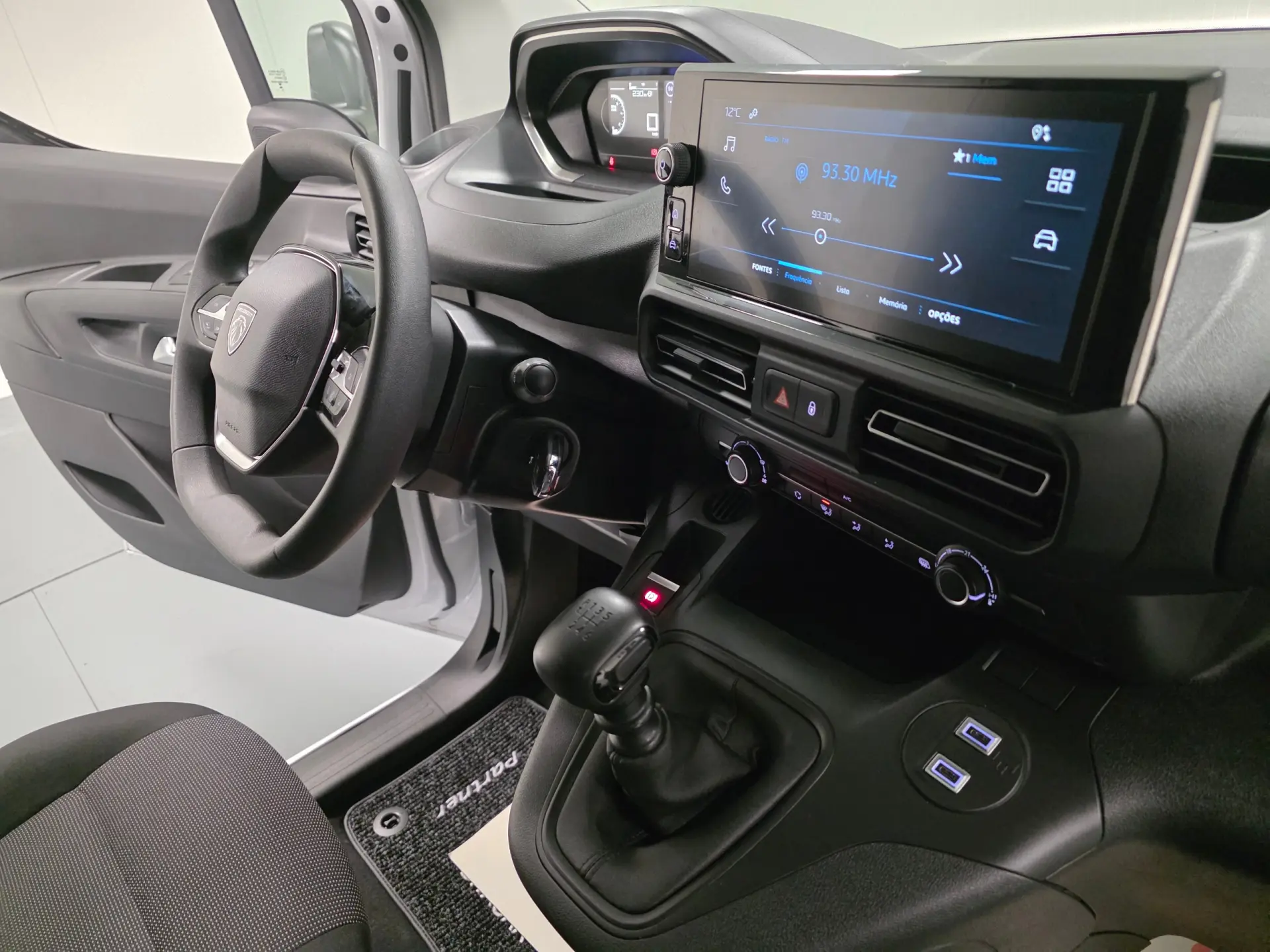 Peugeot Partner 1.5 BLUEHDI 100CV LONGA CAMARA TRASEIRA 86