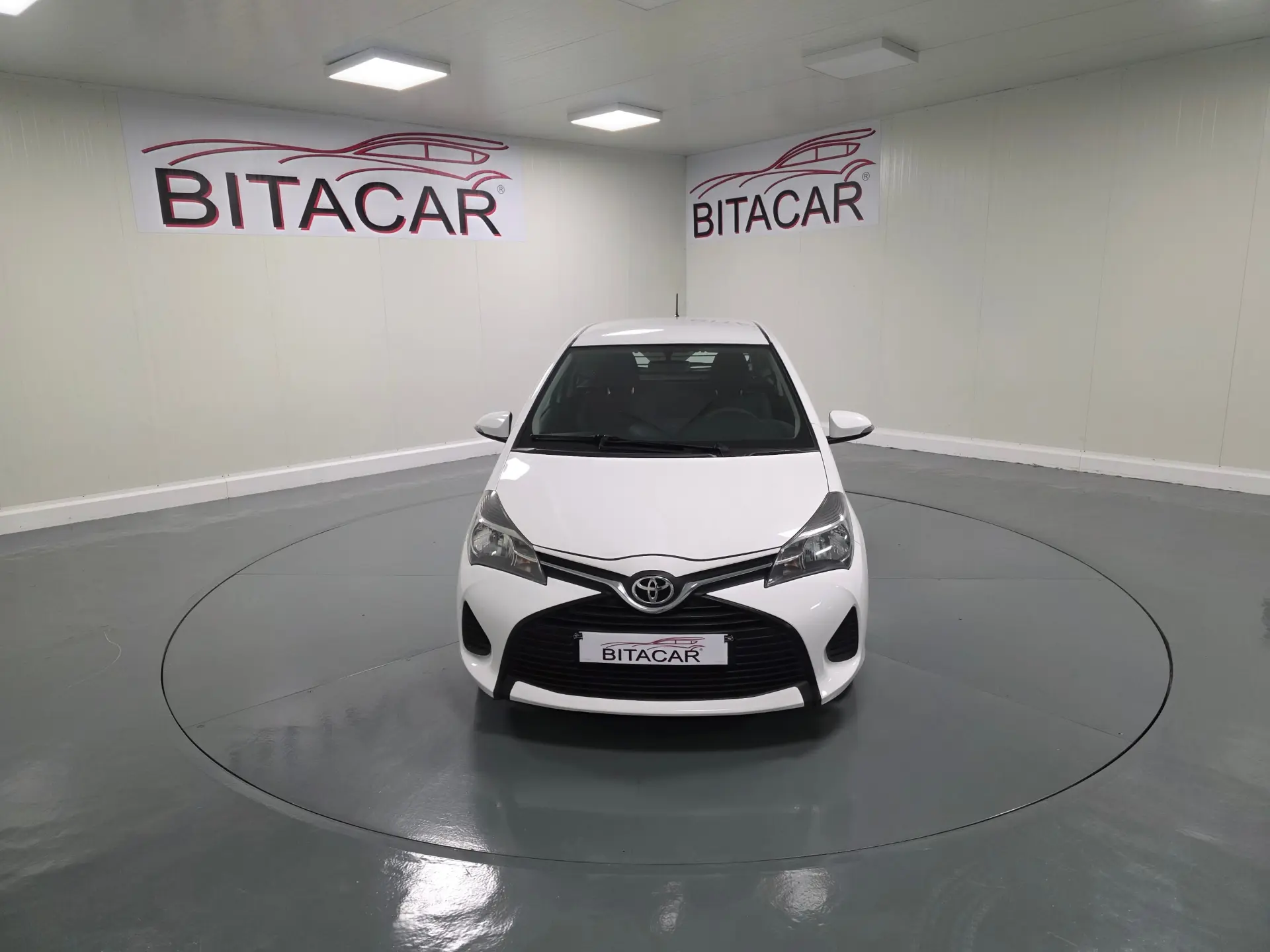 Toyota Yaris BIZZ 1.4 D-4D 90CV IVA DEDUTIVEL 11