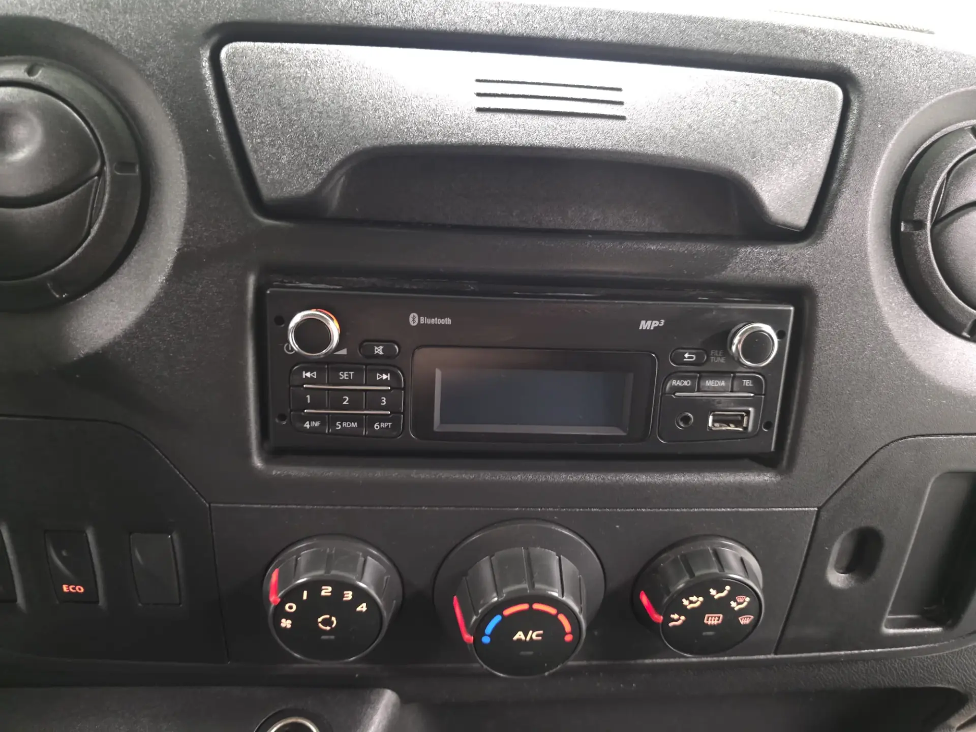 Renault Master L2H2 130CV IVA DEDUTIVEL 52