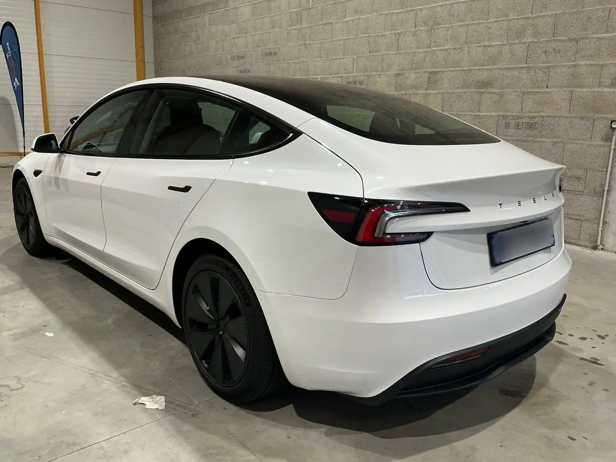 Tesla Model 3 Tração Traseira Premium 2