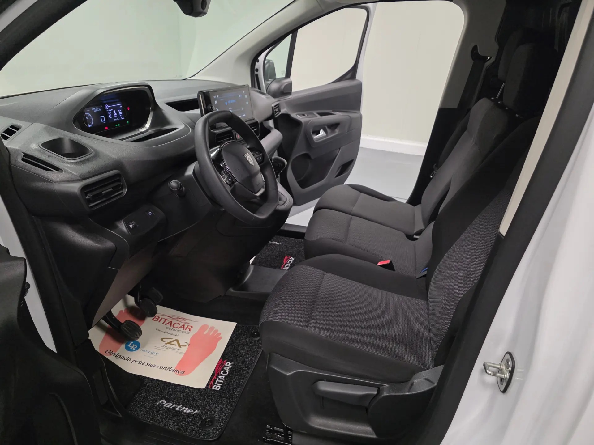 Peugeot Partner 1.5 BLUEHDI 100CV LONGA CAMARA TRASEIRA 90