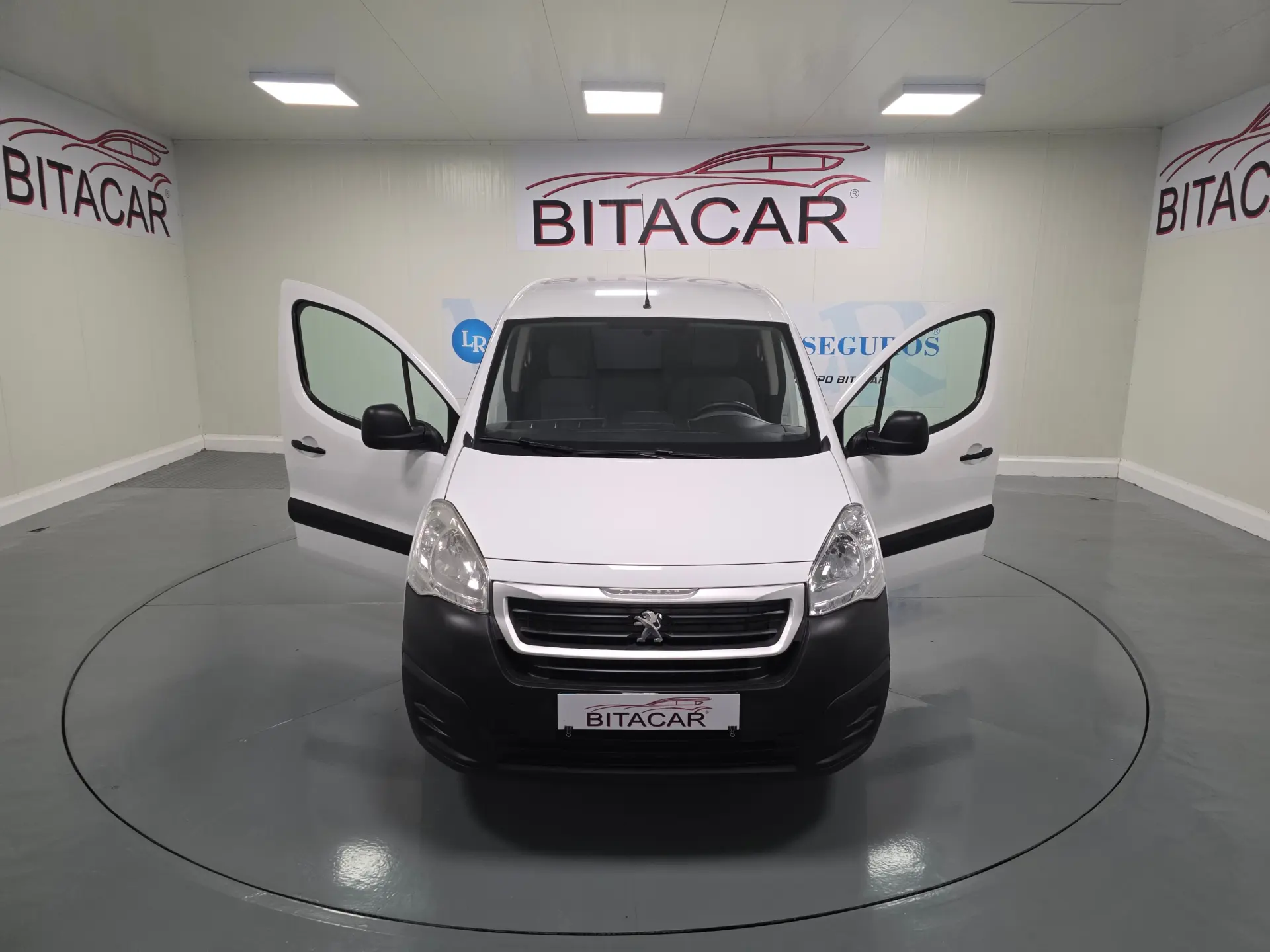 Peugeot Partner 1.6 HDI L1 PACK CD CLIM 19
