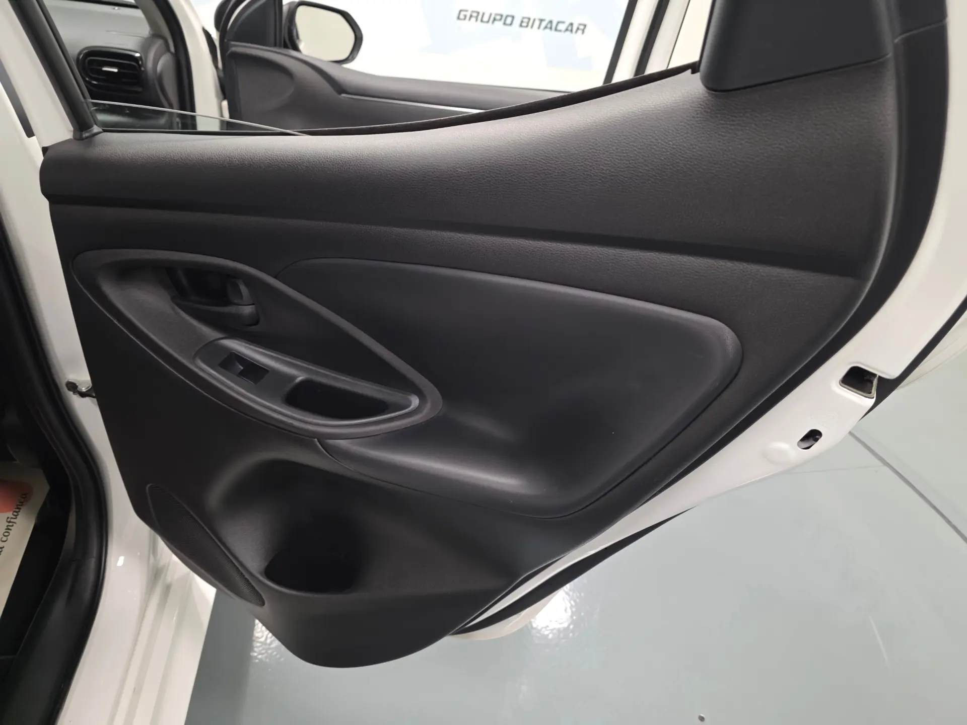 Toyota Yaris 1.5 HDF EXCLUSIVE 73